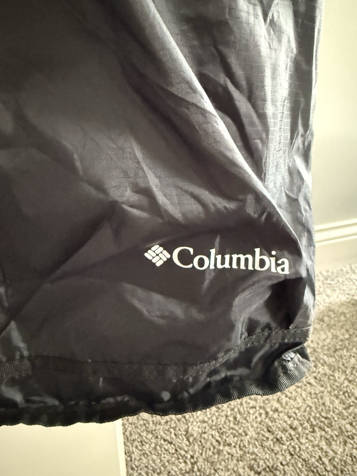 Columbia 18L Black Lightweight Packable Tote Bag Reusable Travel Durable
