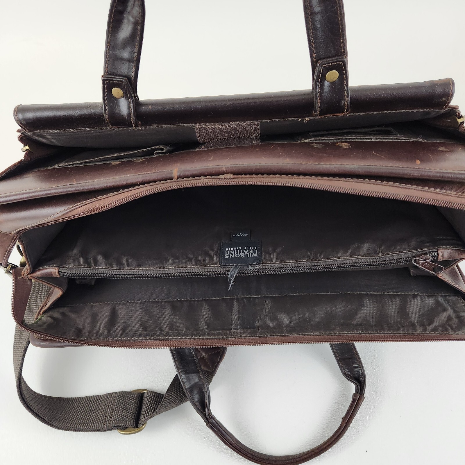 Wilsons Leather Pelle Studio Bag Briefcase Messenger Bag Computer Vintage Preppy