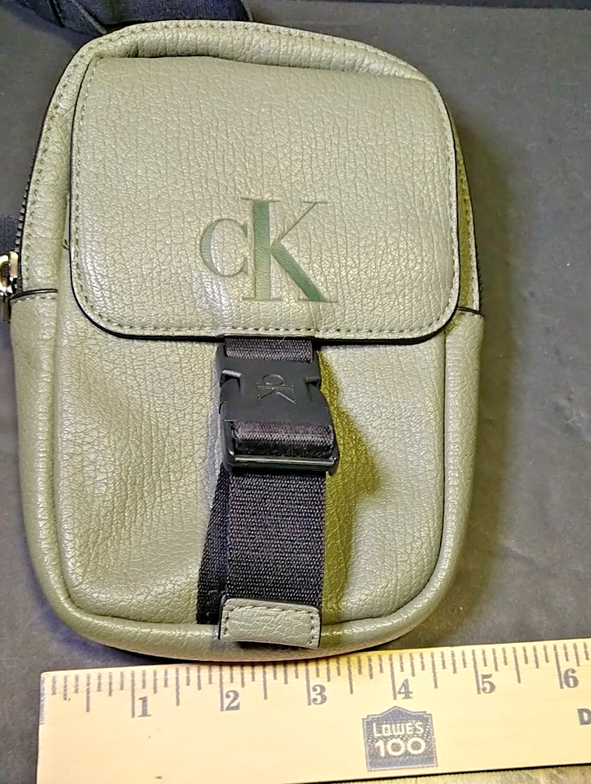 Calvin Klein Men’s Olive Crossover Crossbody Pouch Bag