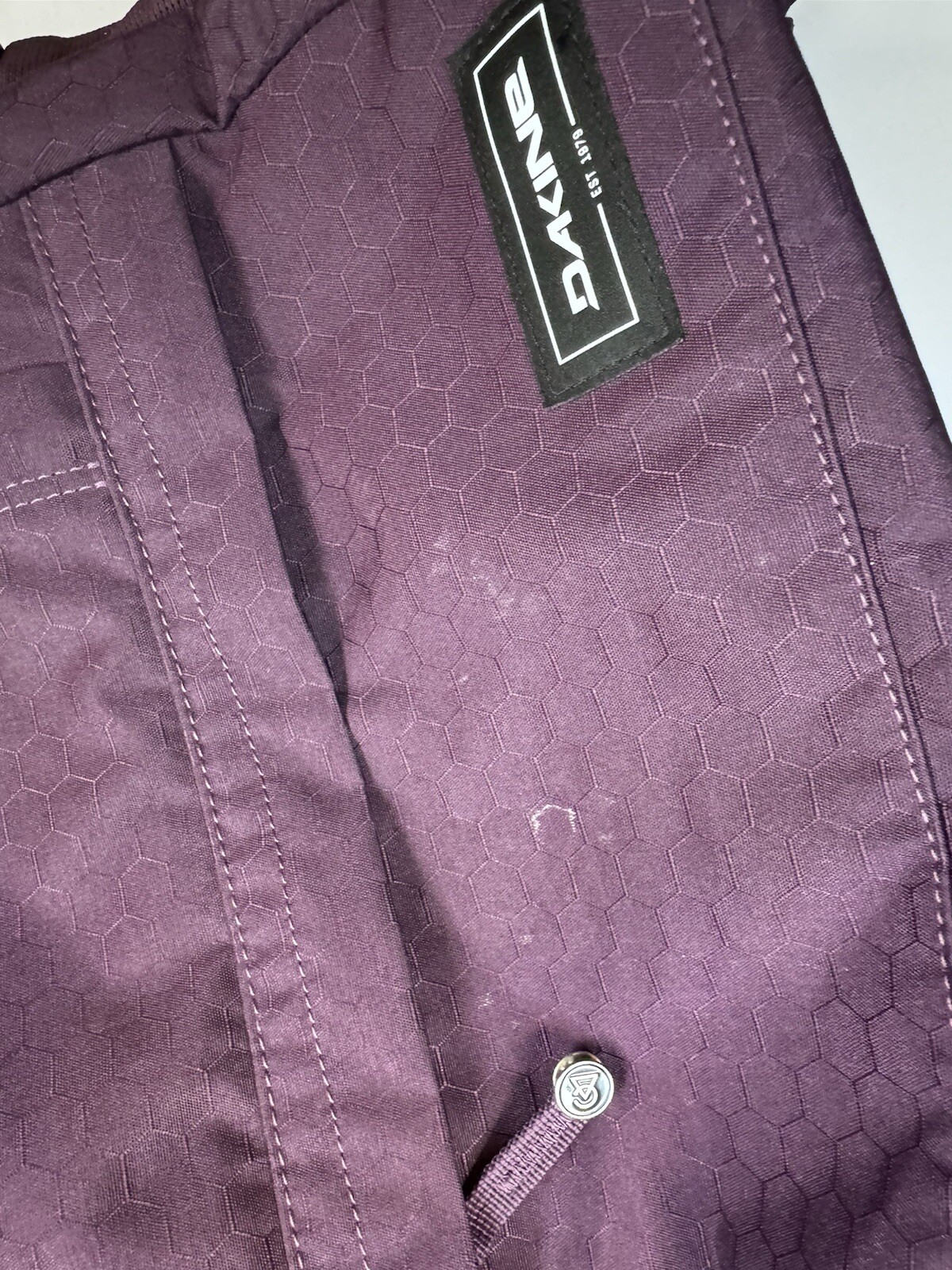 Dakine ESSENTIALS PACK 22L Mens Backpack Bag Plum