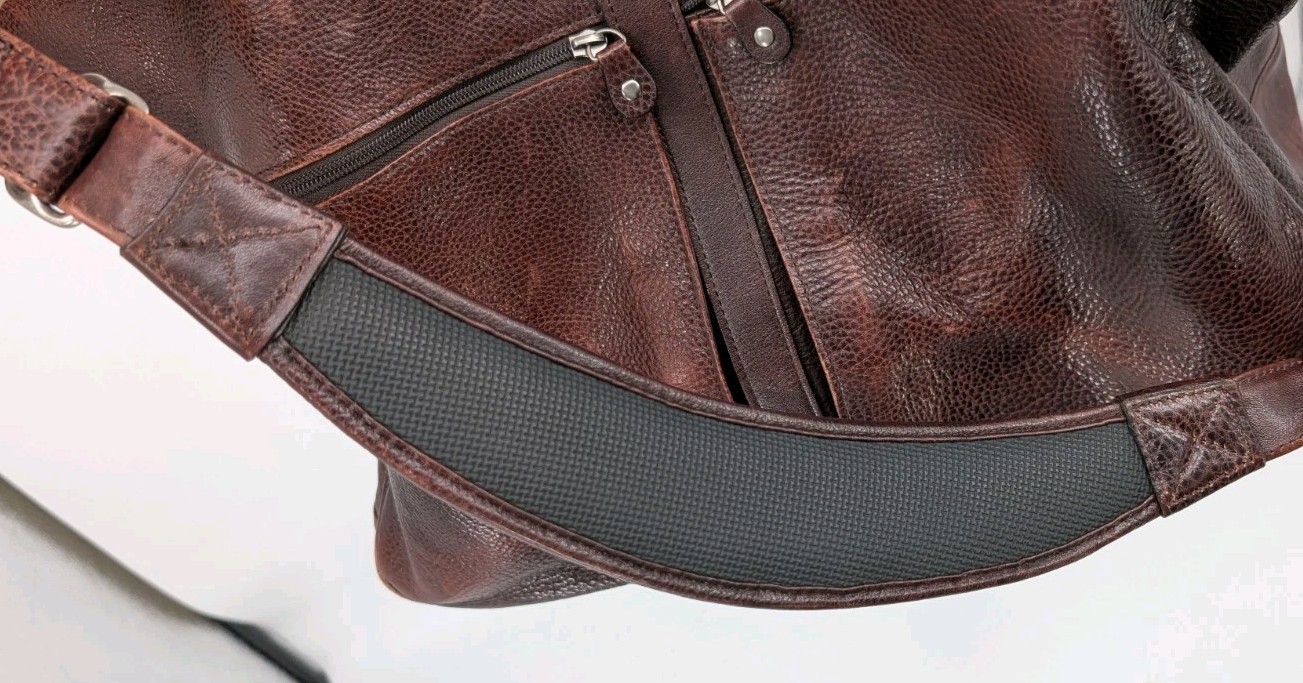Pelle Studio Wilson Leather Duffle Bag Weekender/Carry On Shoulder Strap