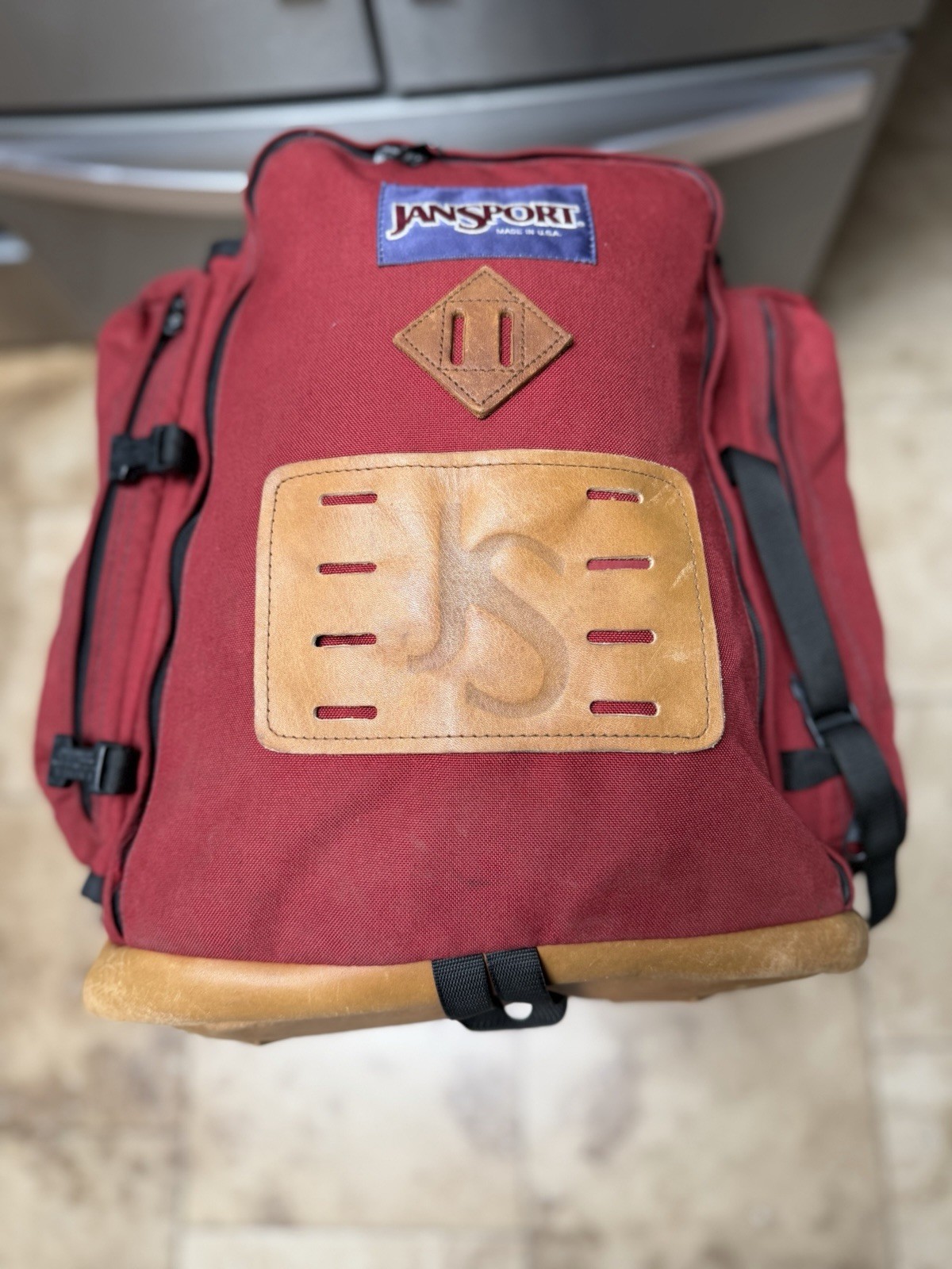 Vintage Red JanSport Backpack Mens Large Leather Bottom Hiking Outdoor USA 90s