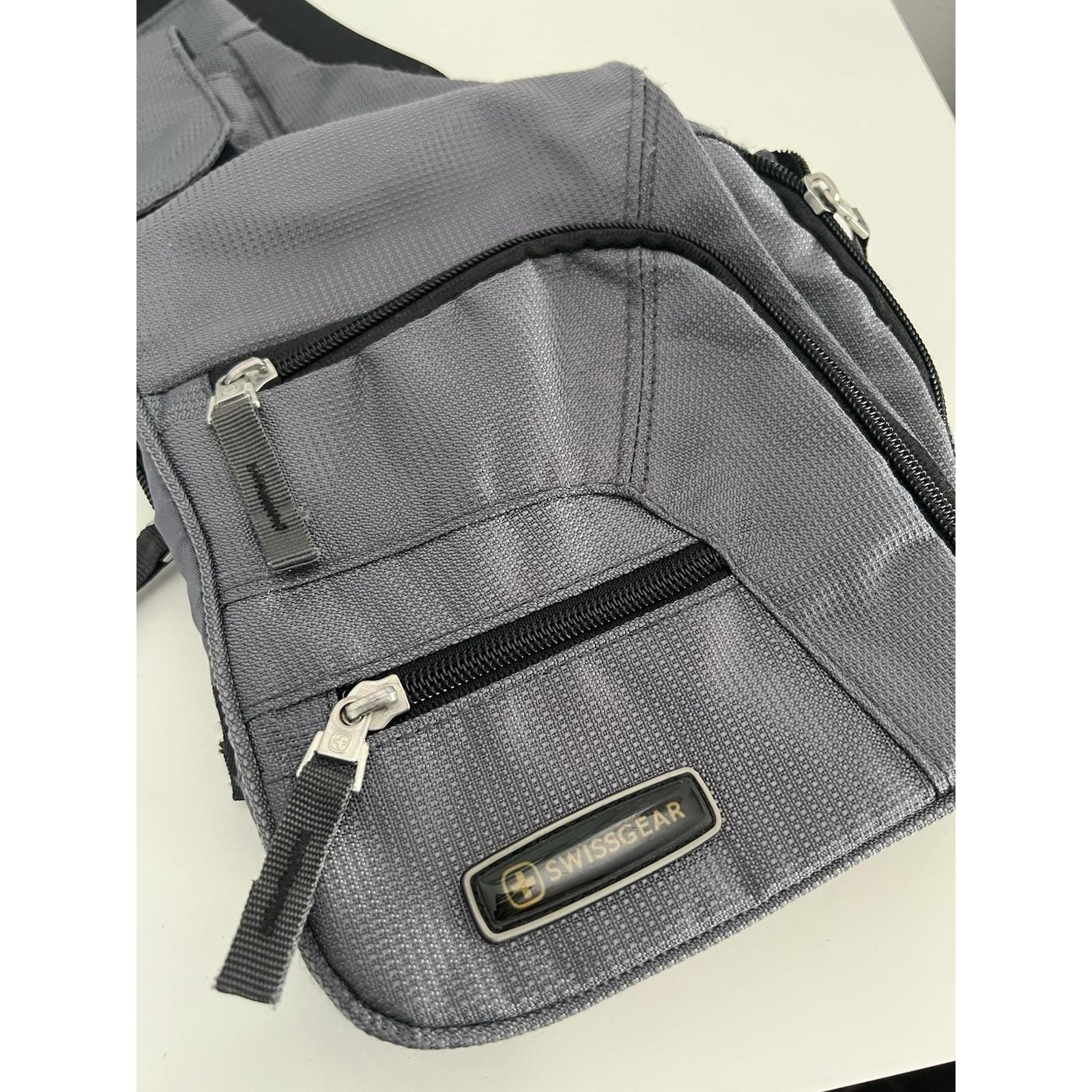 SwissGear Wenger Sling Bag Grey Ripstop Crossbody Messenger Backpack Travel