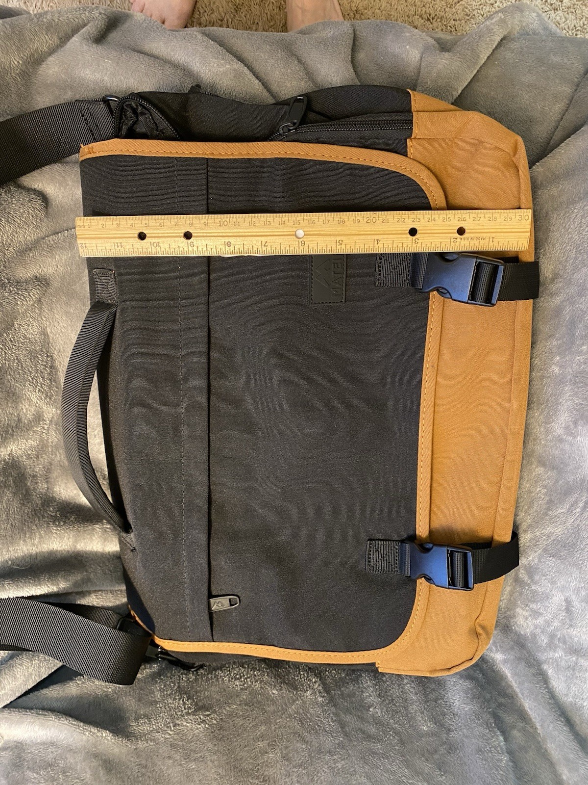 MATEIN Messenger Bag, Briefcases Lightweight Waterproof Laptop Bag 15.6 Inch,