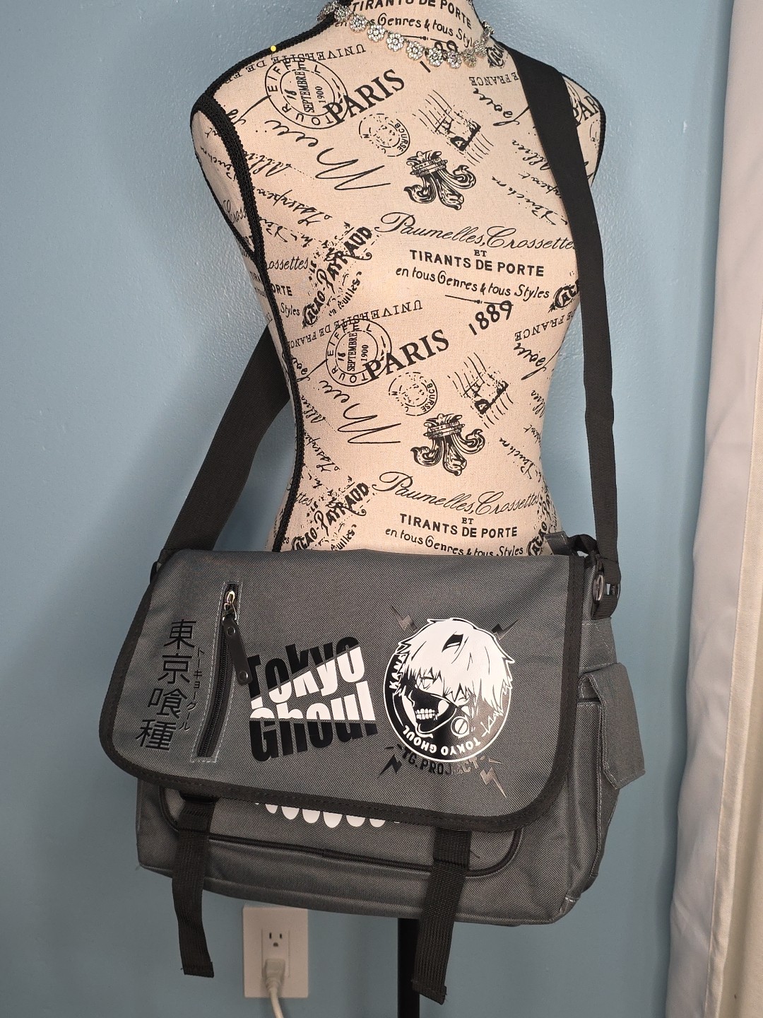 Anime Tokyo Ghoul Shoulder Bag Attack on Titan Messenger Satchel School Bag