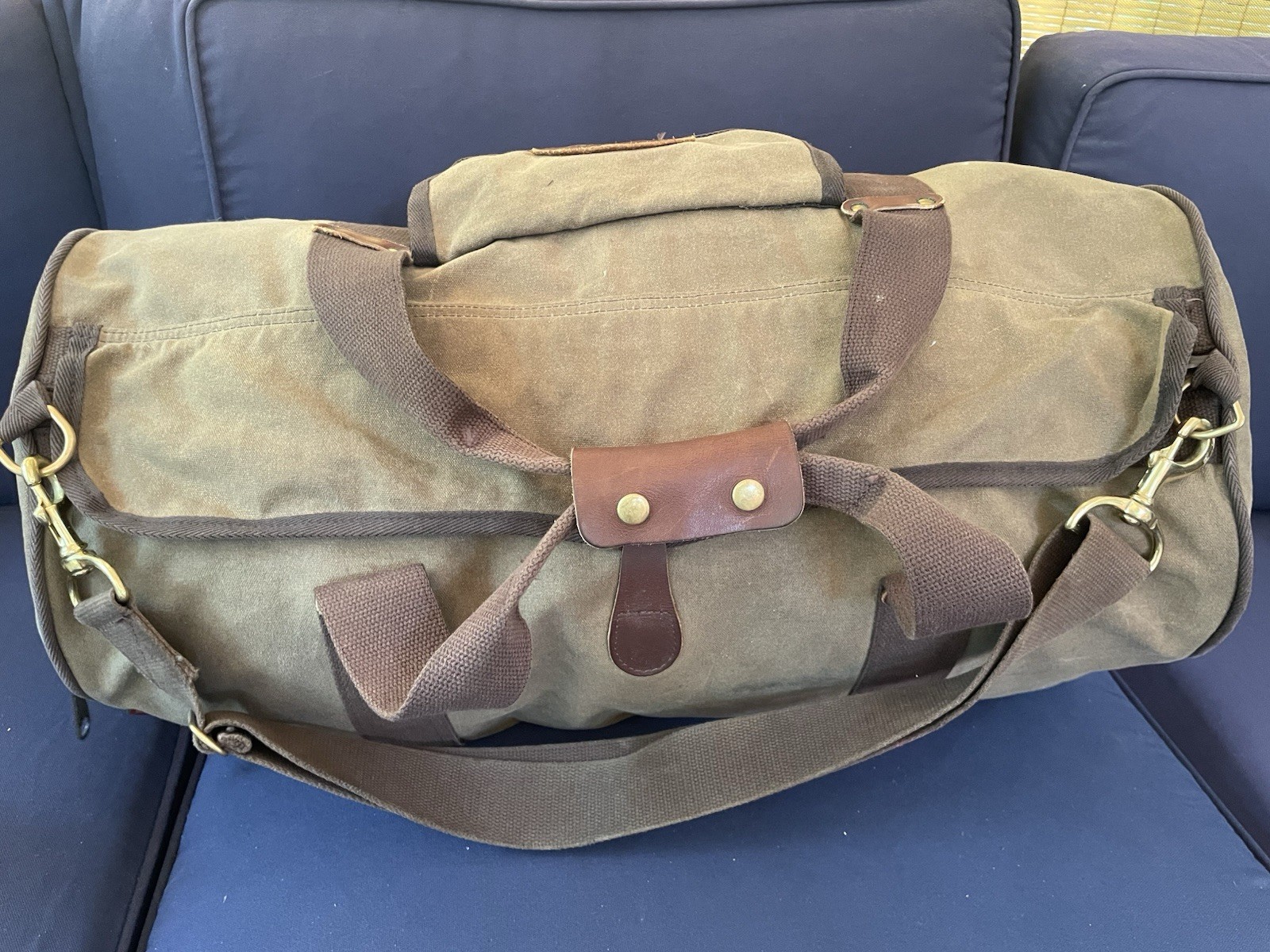 Frost River Explorer Medium Duffel Bag Waxed Canvas Leather Luggage Made in USA