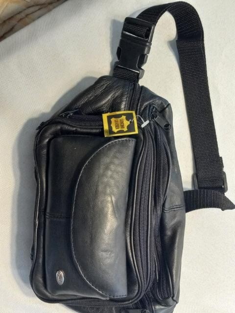 Genuine Leather Triple Zip Fanny Pack Medium Weight Crossbody Bags, Men, Women