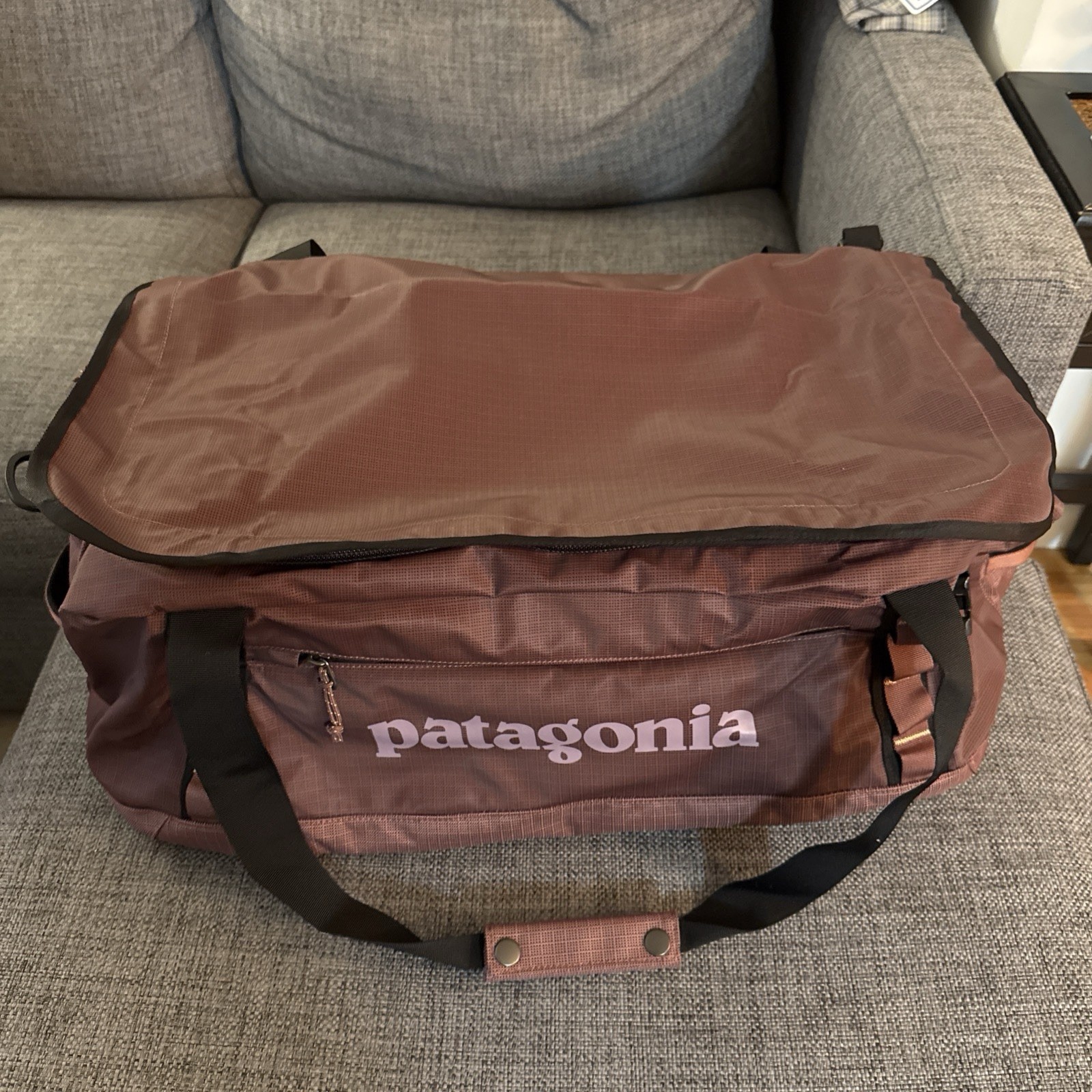 Brand New Patagonia Black Hole Duffel 55L w cute small MTV Hiphop logo