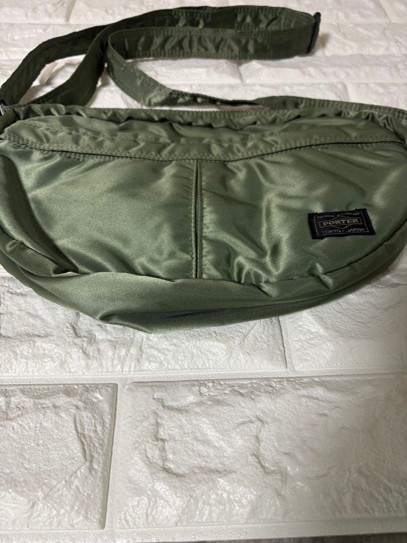 Authentic Porter Yoshida Kaban Oval Shoulder Bag Nylon Green 32cm Large Capacity