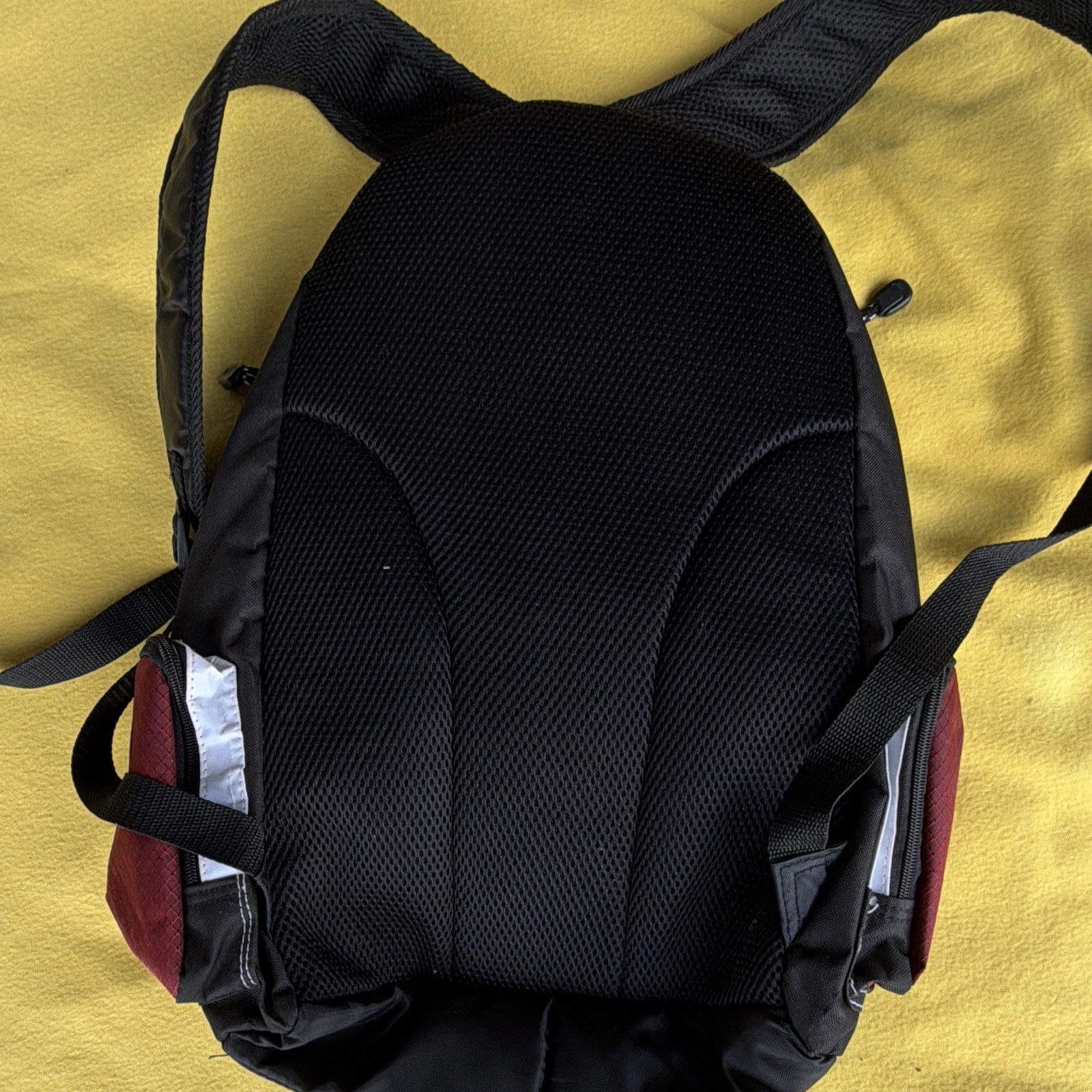 Sport Gear Overland Medium Backpack Black/Red/White Padded Multi-Pocket Zip