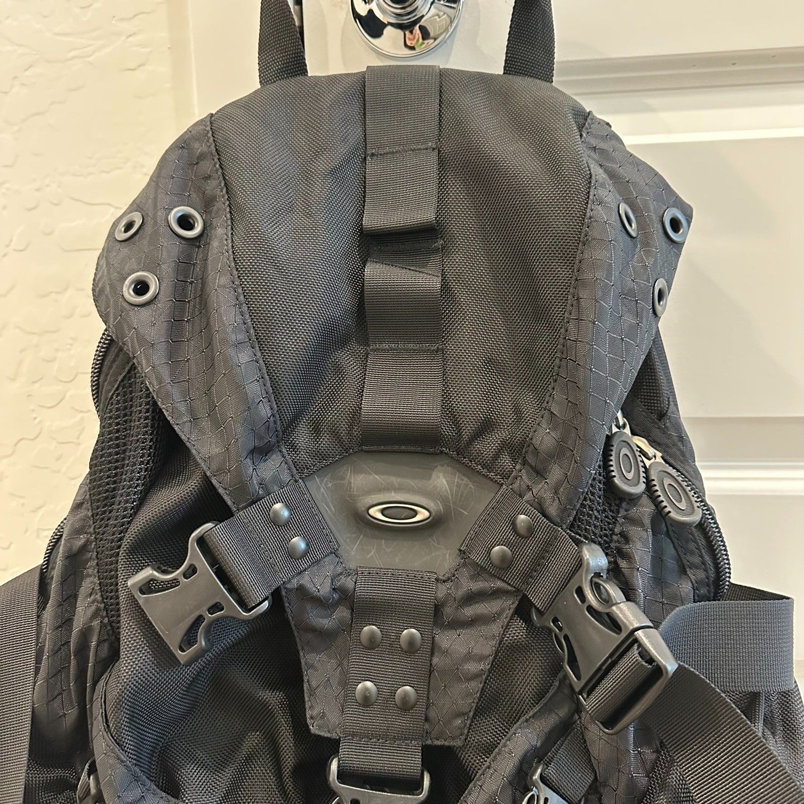 Oakley Icon Rc Backpack in Blackout