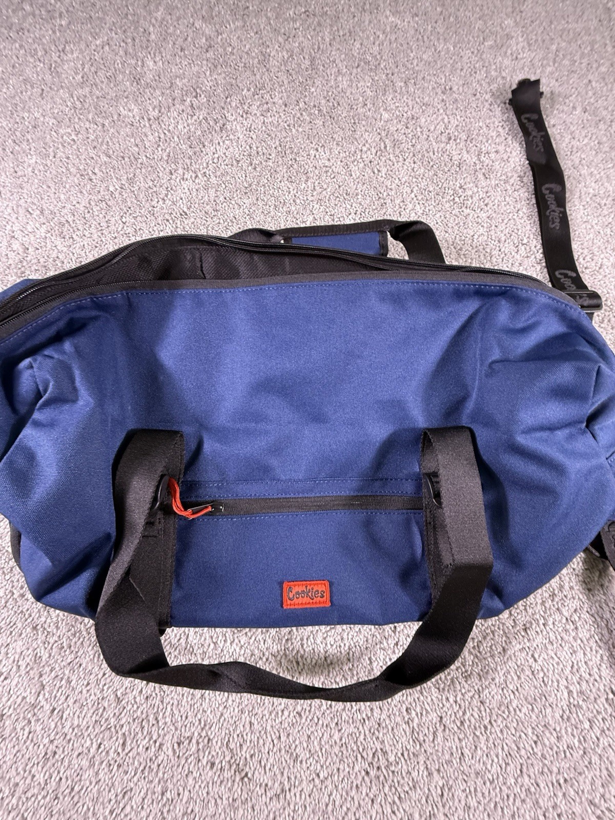 NWT Cookies Smell Proof Large Duffel Bag Navy Blue White Lettering