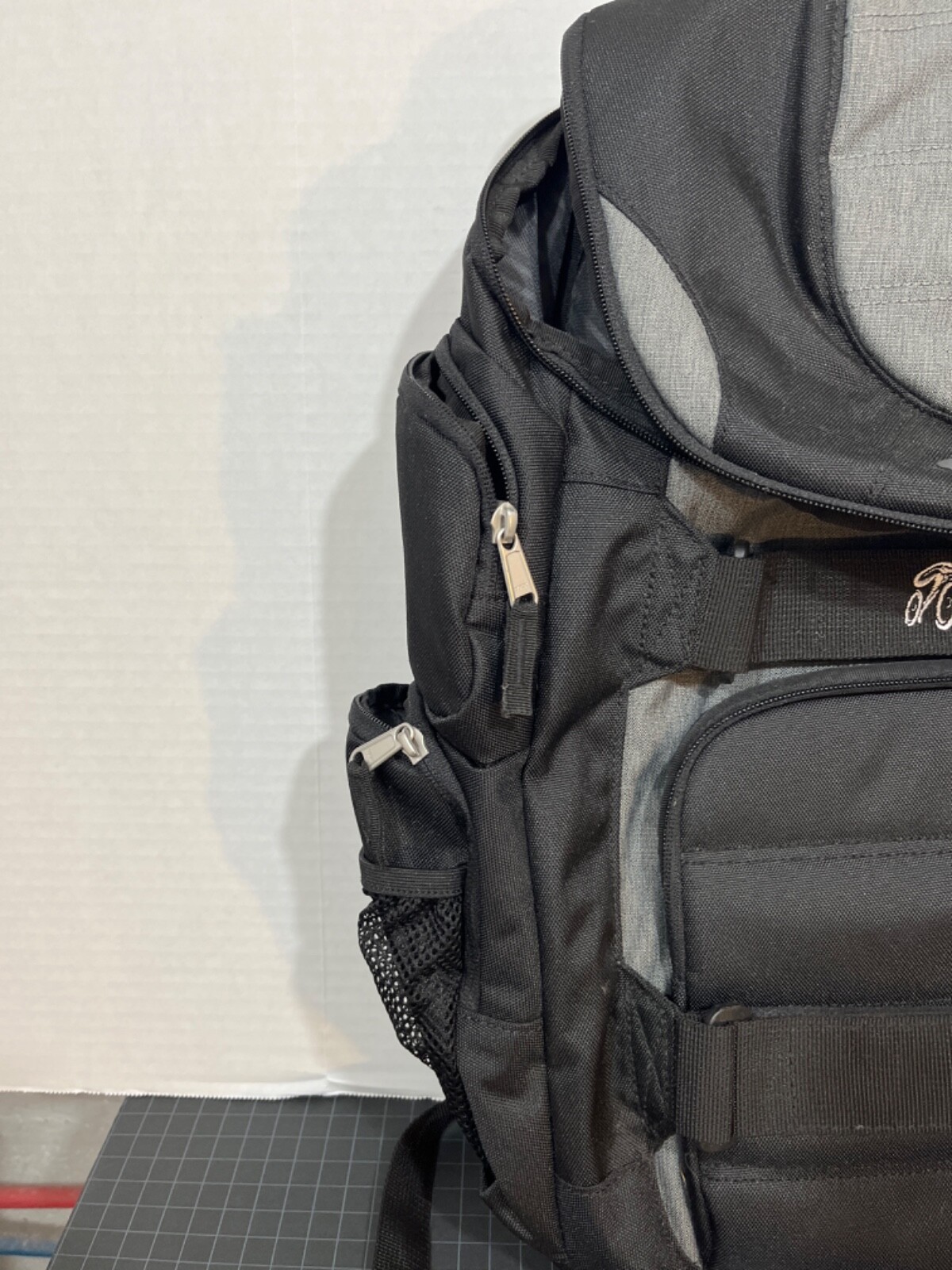 Oakley Enduro 2.0 30L Backpack – Limited Edition Tour of California