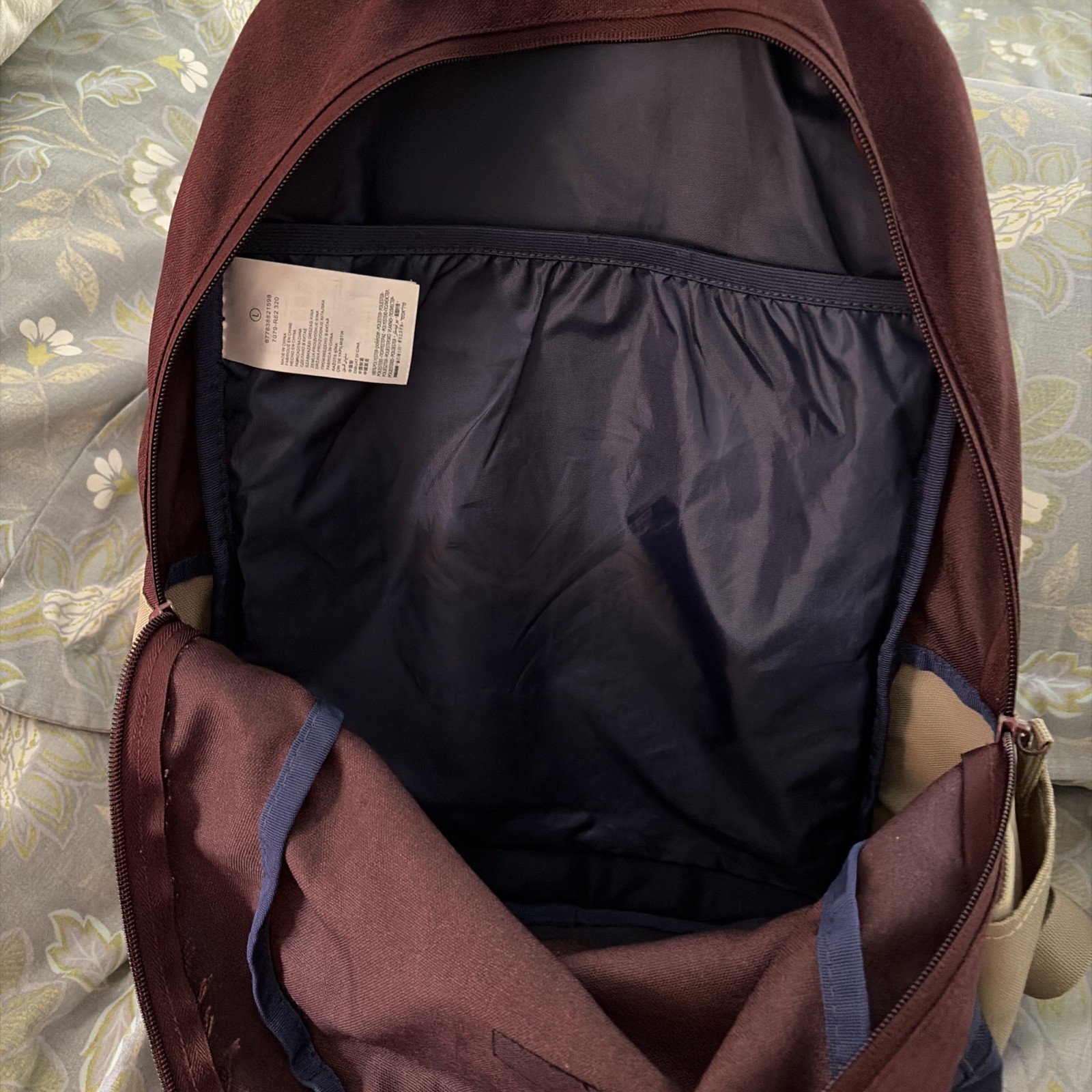 Hurley Backpack Maroon/Navy/Tan Zipper Adjustable Straps XL Capacity R62
