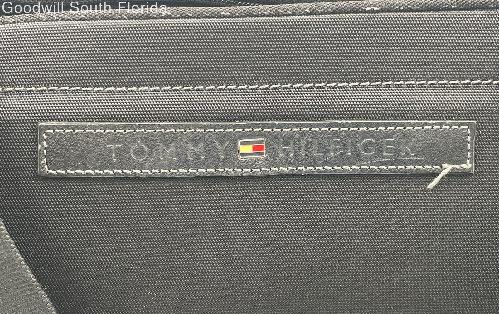 Tommy Hilfiger Mens Black Adjustable Detachable Strap Double Handle Duffle Bag