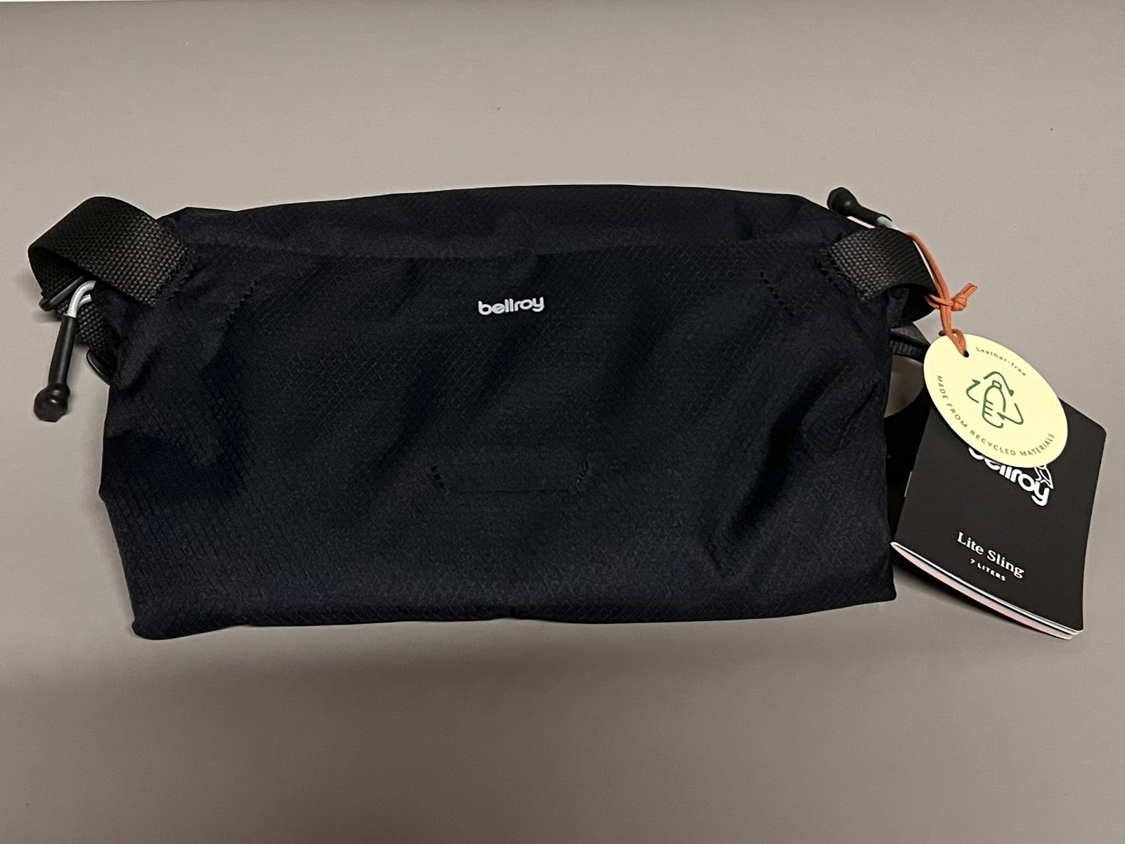 Bellroy Lite Sling, 7L Sling Crossbody Bag Lightweight BRAND NEW