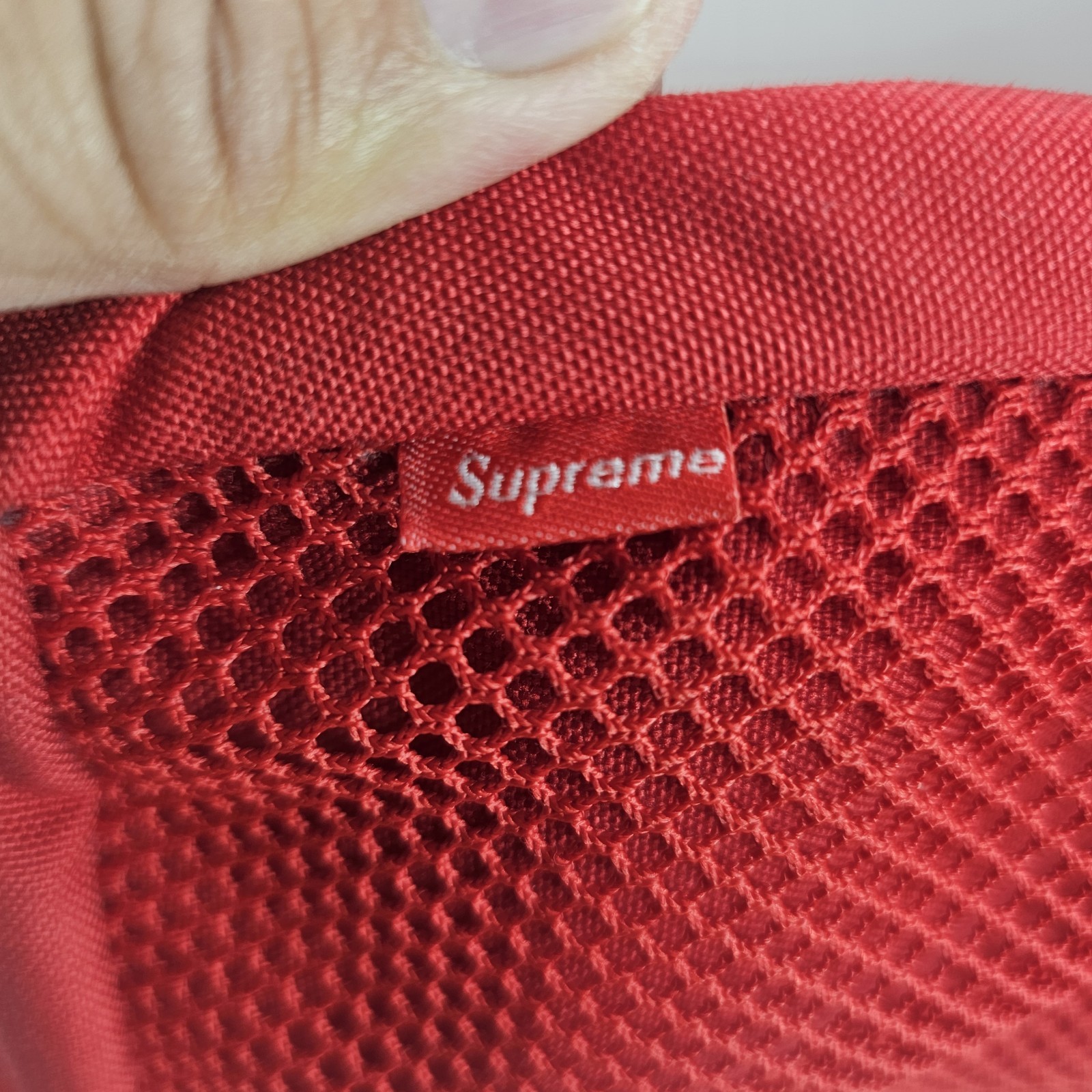 Supreme Red Crossbody Shoulder Bag Adjustable Strap Buckle Zip Casual Travel