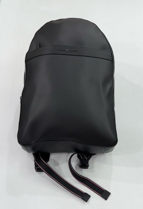 Tommy Hilfiger Men’s Dome Logo Backpack, Black, One Size