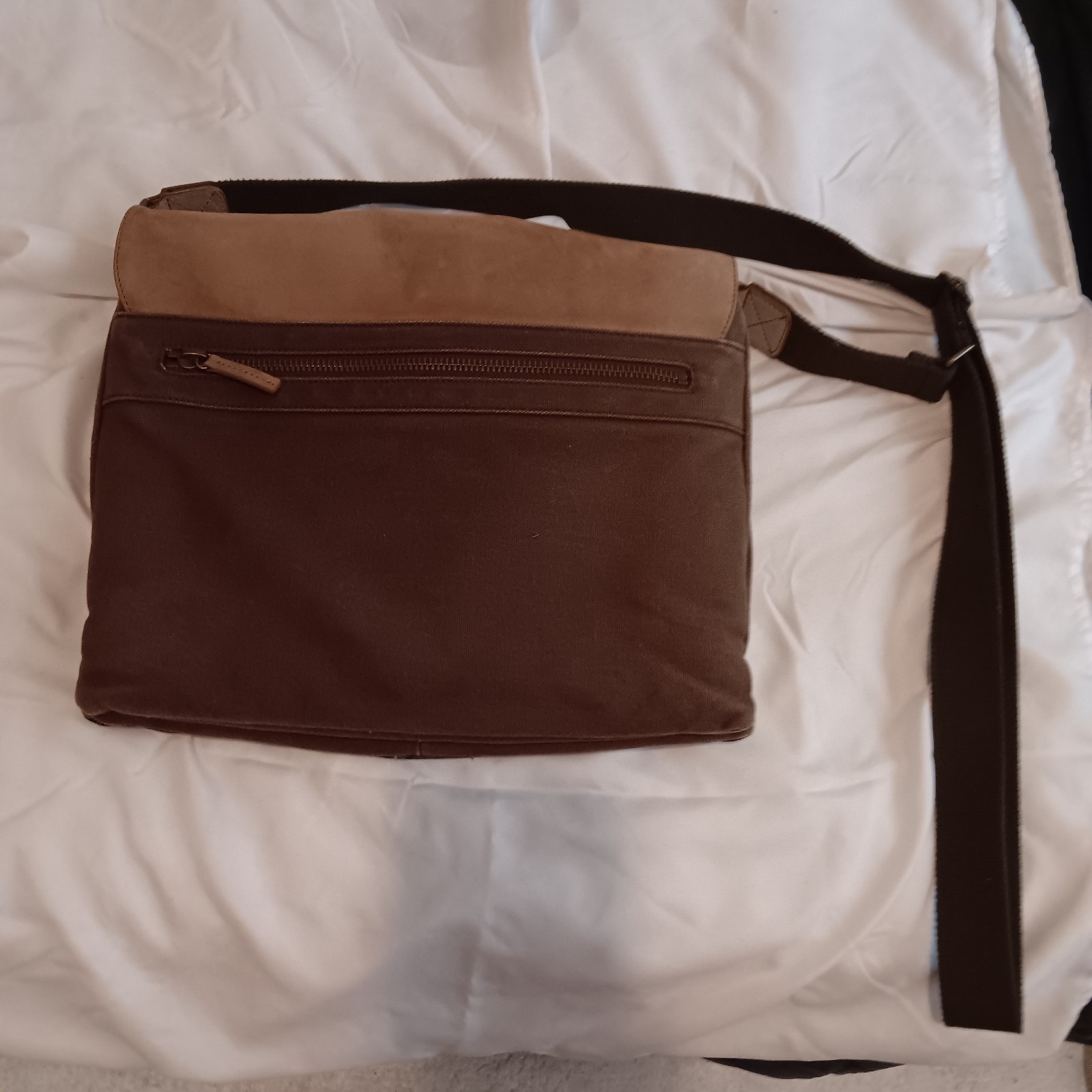 Pendleton Men’s Wool Plaid & Leather Messenger Bag w/Adjustable Crosssbody Strap