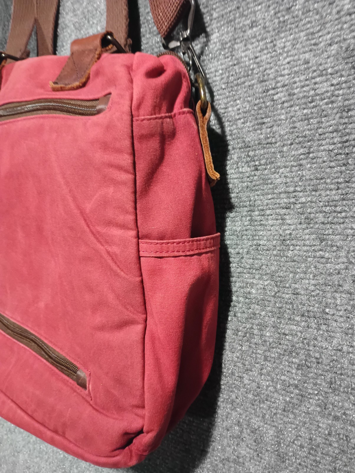 Duluth Trading Co Red Vintage Canvas Leather Messenger Bag Shoulder Bag