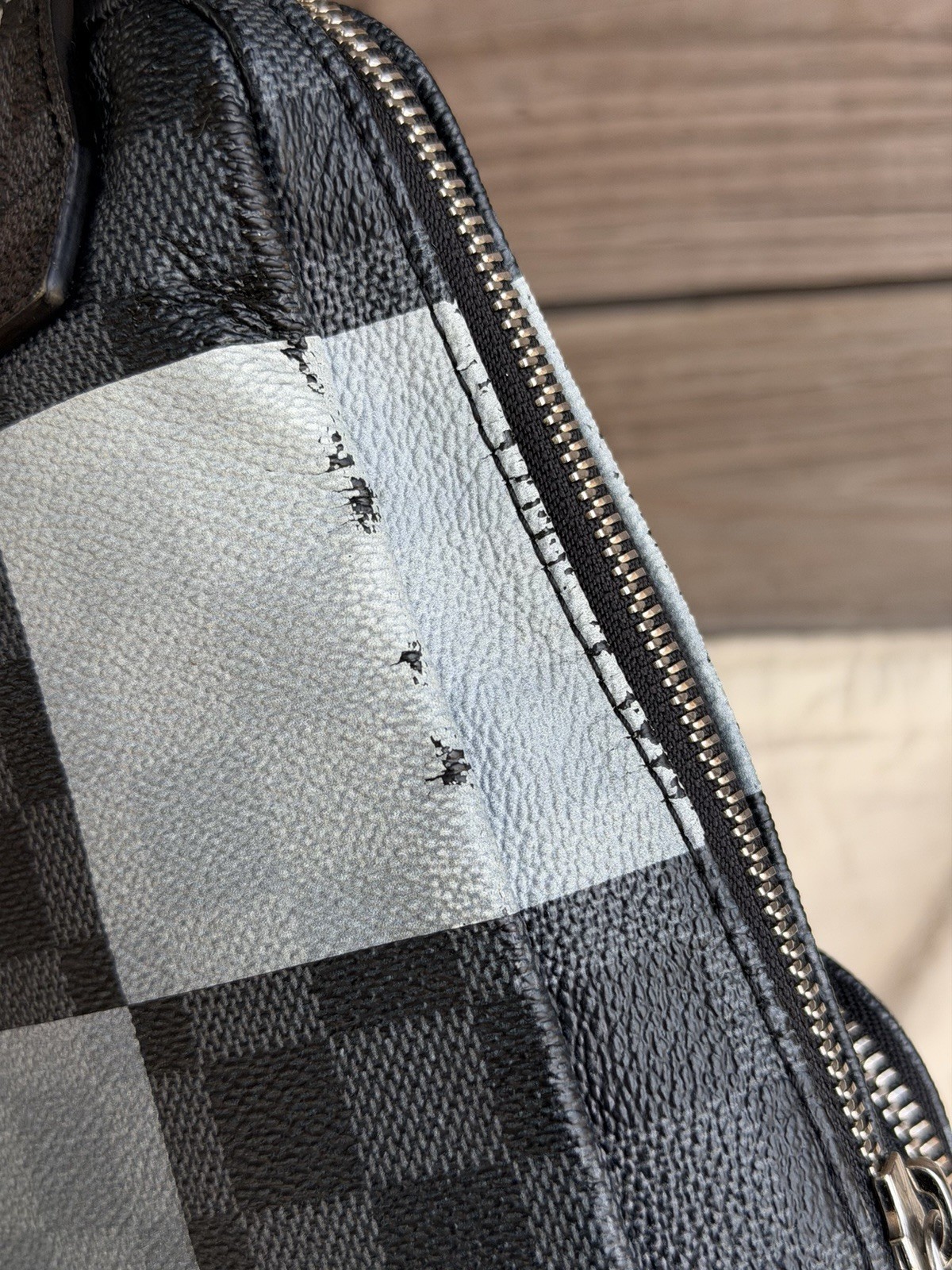 Louis Vuitton Damier Graphite Giant Avenue Sling Bag Black LV