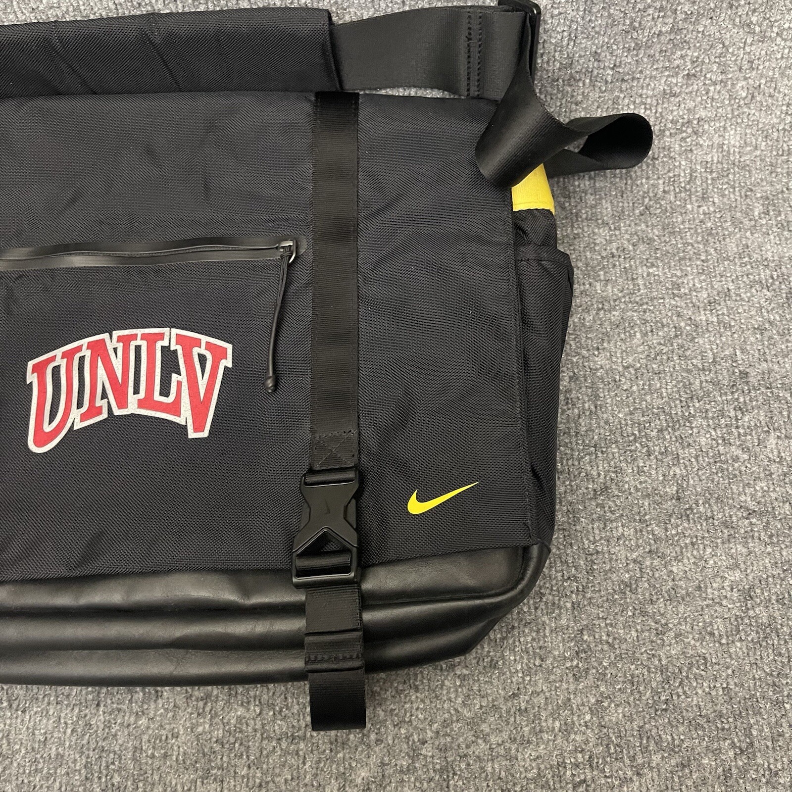 UNLV Nike Eugene Premium Executive Elite Messenger Laptop Shoulder Bag Black