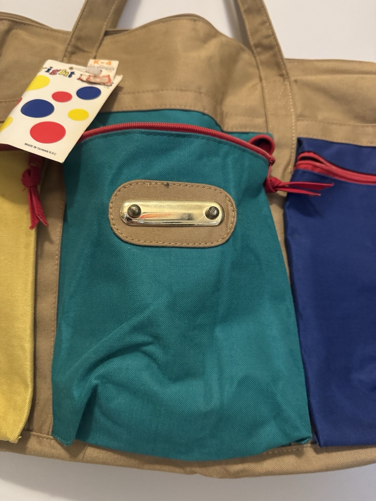 VTG Dudfel Weekender Bag – Bright Dots – NWT- United Colors of Benetton STYLE
