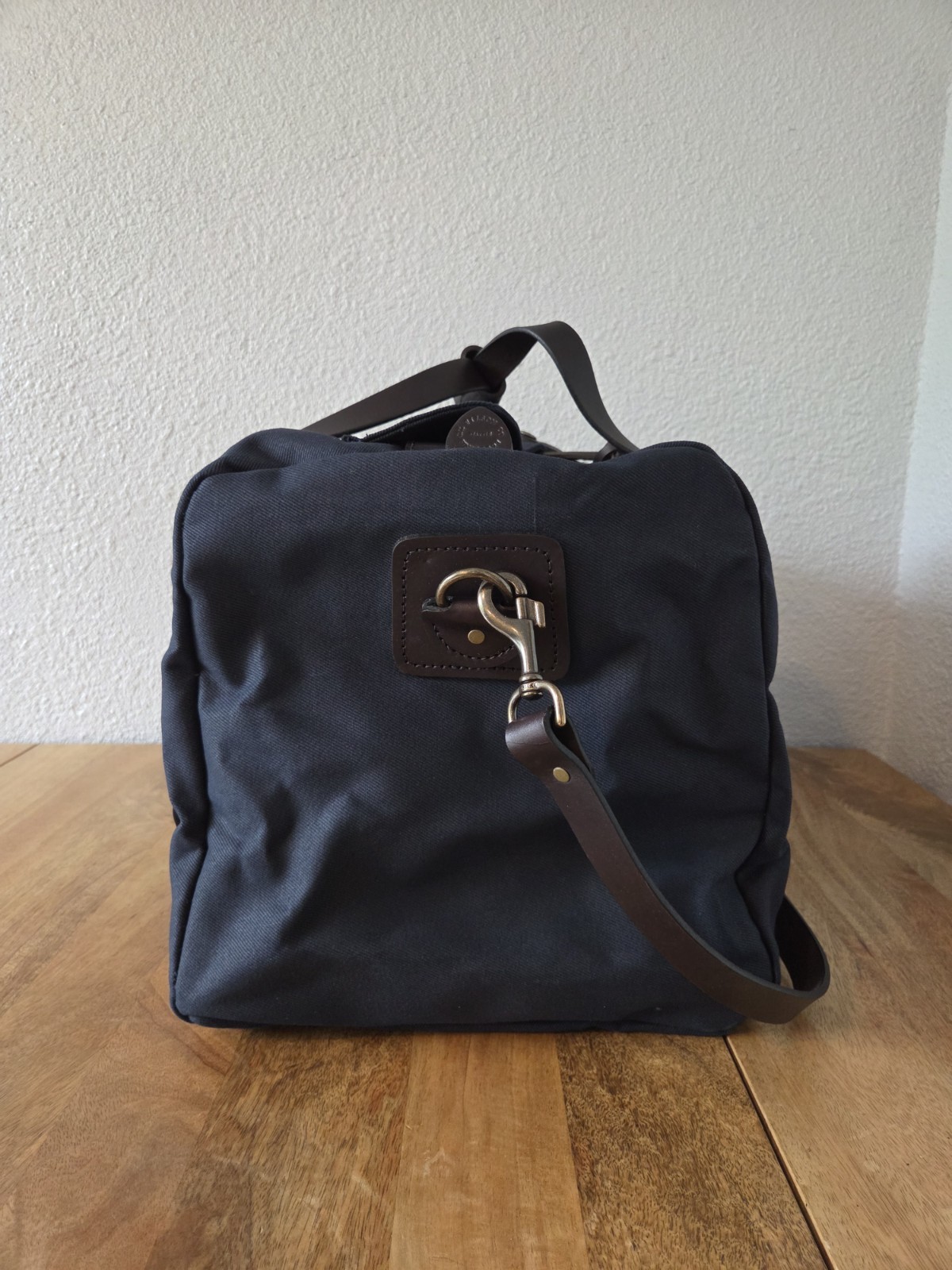 Filson Rugged Twill Medium Duffle Bag | NWT | Navy | Made in USA | MSRP $599