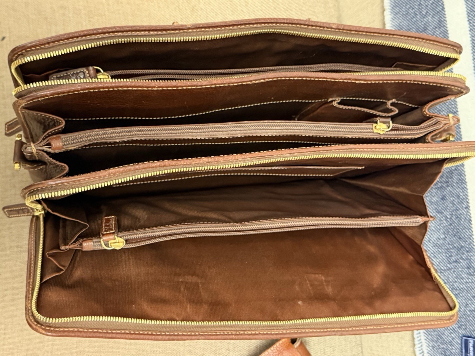 Cole Haan Leather Briefcase Brown Pebble Shoulder Bag Extremely High Quality