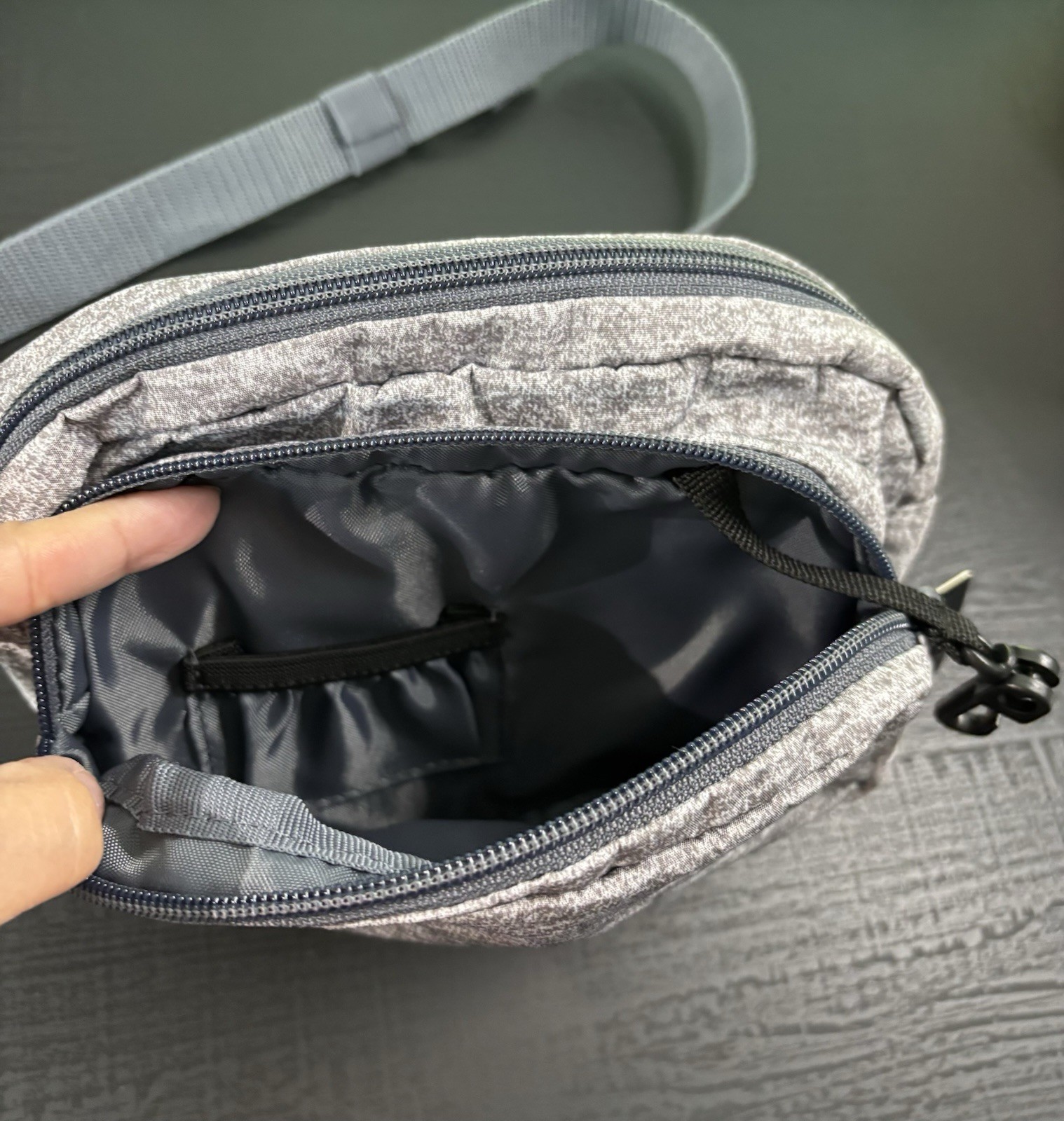 NWT Adidas Must Have Waist Pack/Crossbody In Jersey Grey/Onix Grey