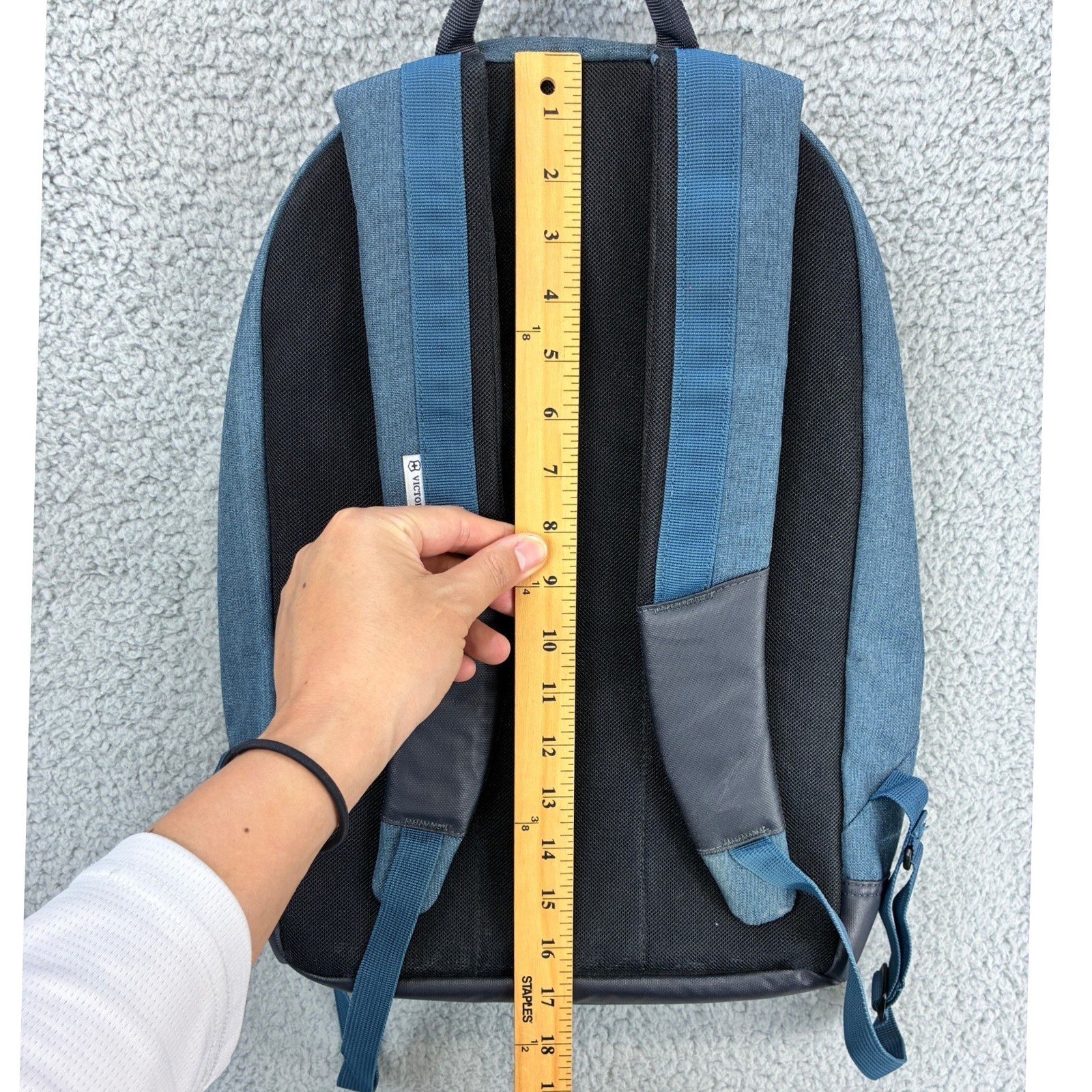 Victorinox Backpack Altmont Active Mens Blue Laptop Travel Commuter Daypack Bag