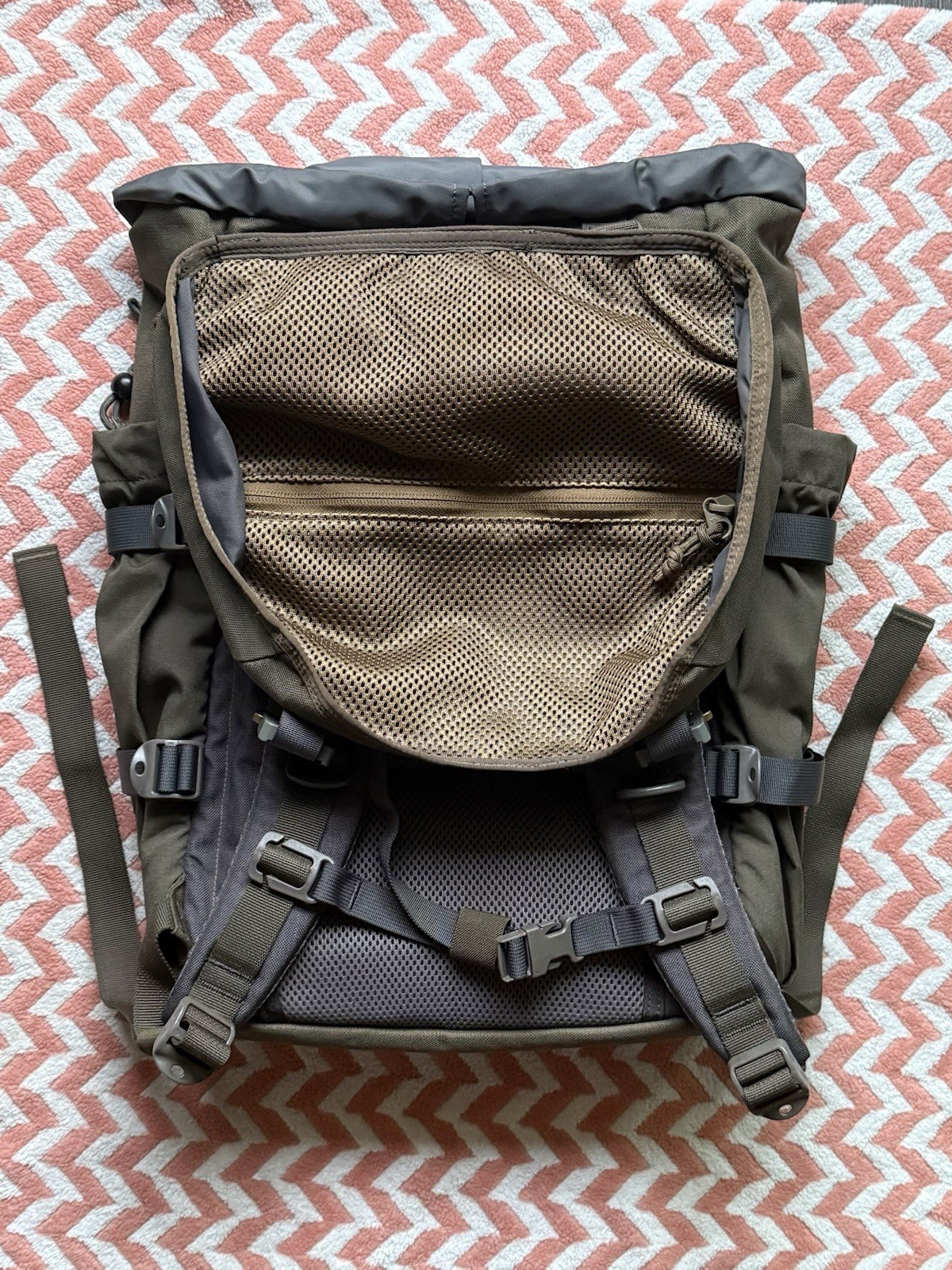 Azo Equipment Amhara Expeditionary Top-Loader 26L – Fixed Harness + WBPs