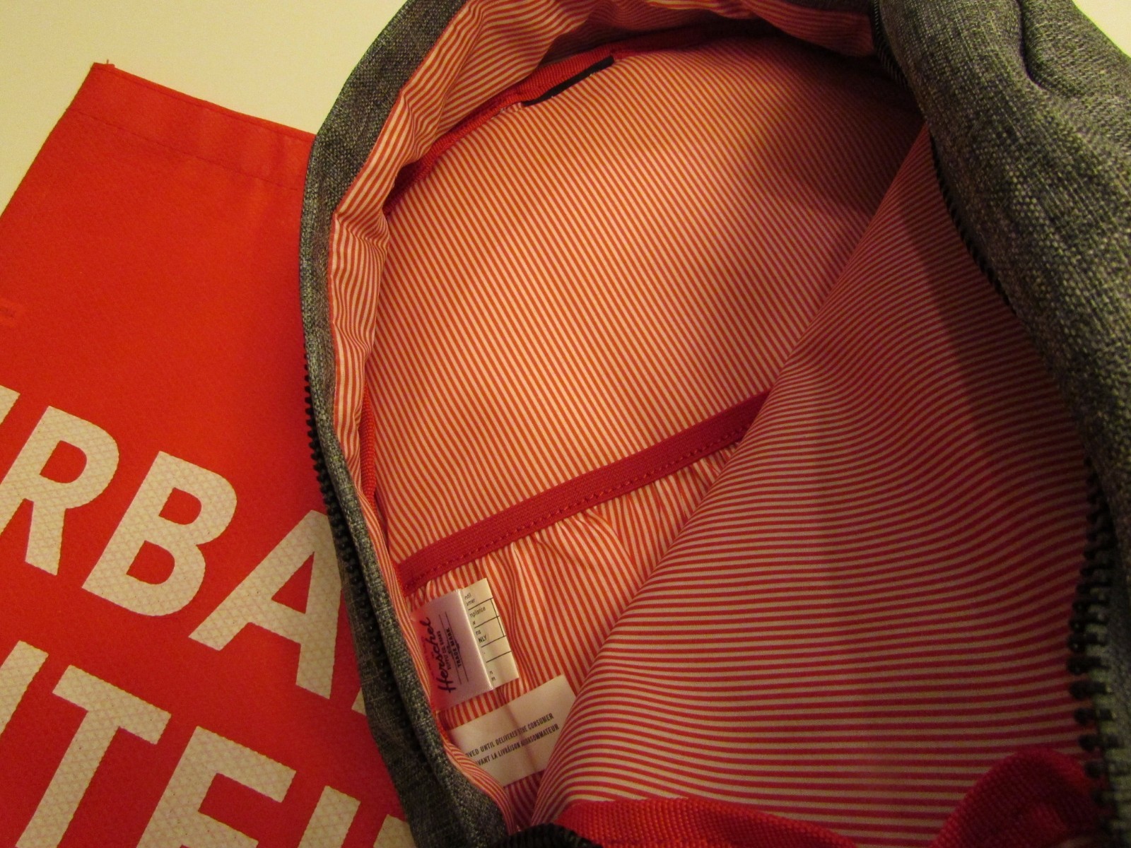 NWT Authentic Urban Outfitters + Herschel Supply Co.Settlement Backpack / Gray