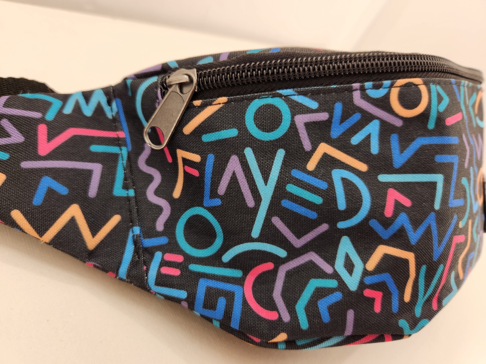 Stranger Things 80s Funko Waist Crossbody Pack Belt Bag Retro Neon Starcourt
