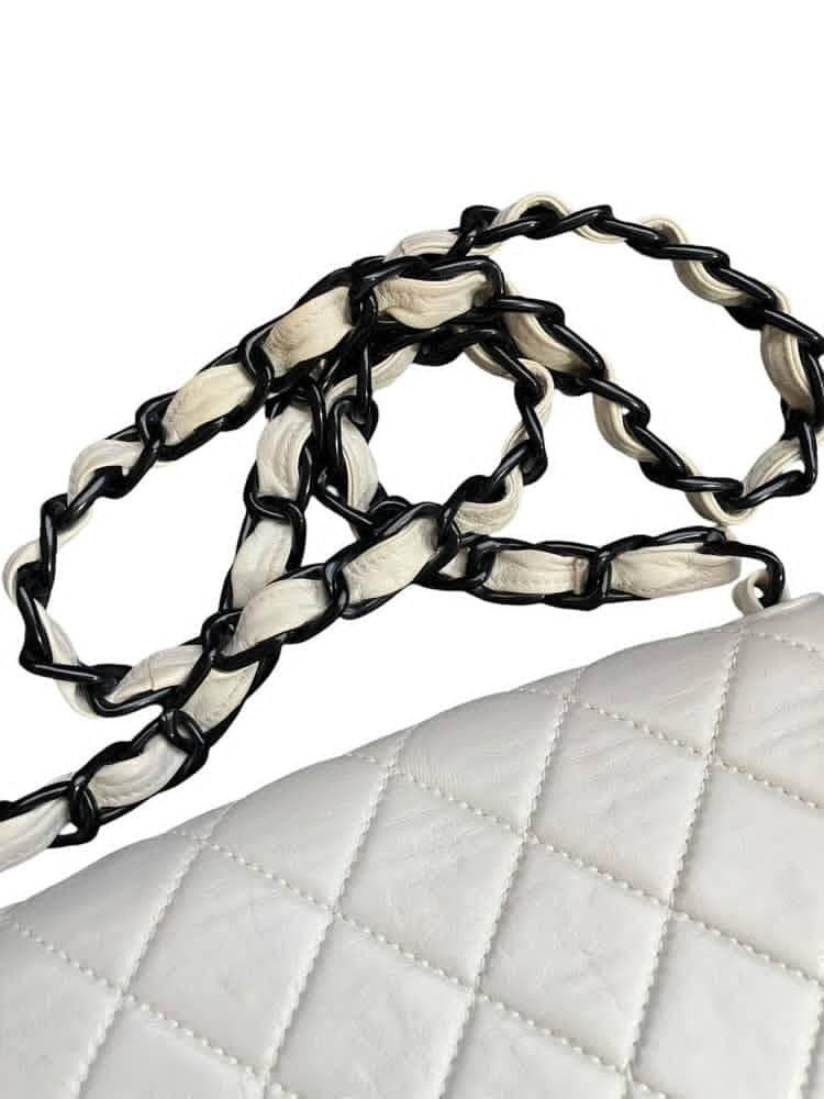 CHANEL Lambskin Chain Shoulder Bag, Seal, Ivory