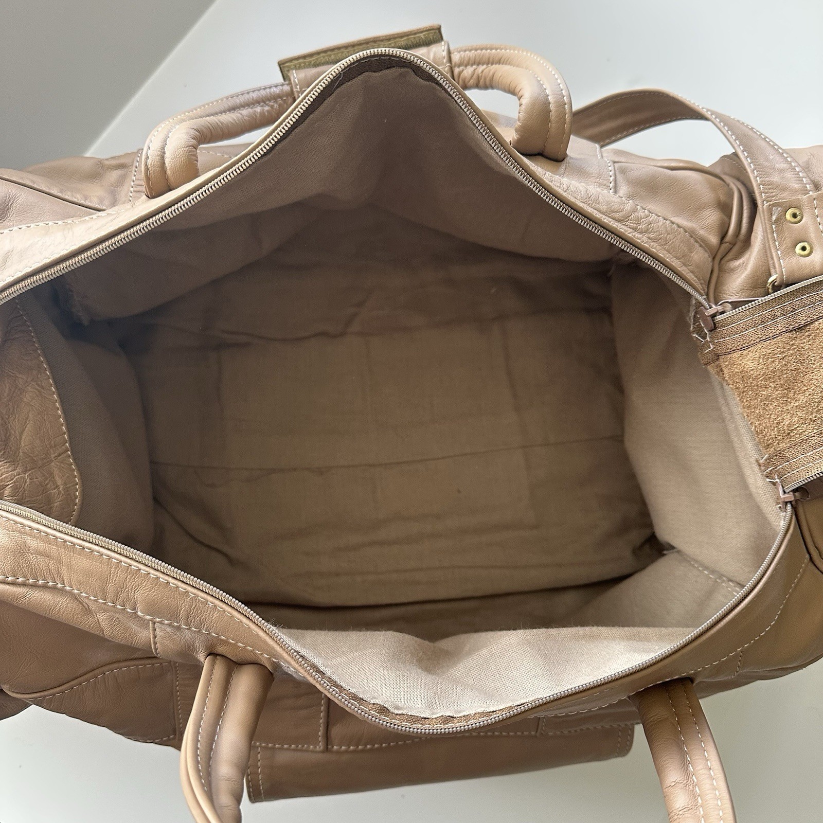 Handmade Mexico Vintage Carroll Top Grain Tan Leather Duffel Bag 22”x10”x12”