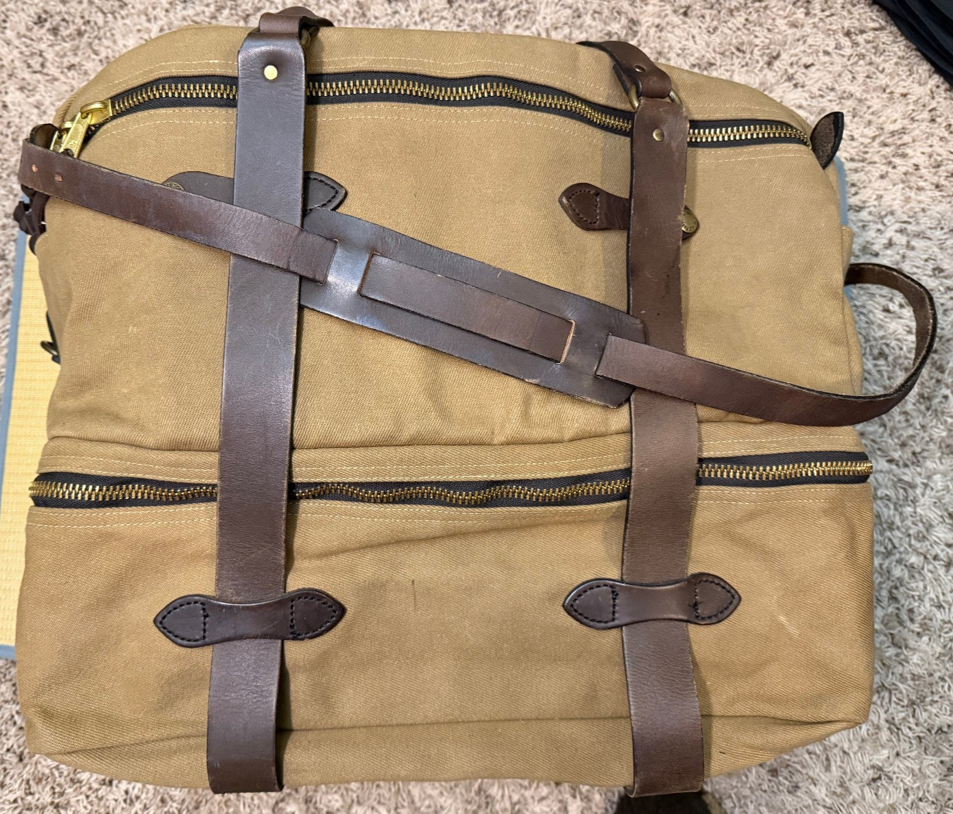 RARE Vintage Filson 239 XL Outfitter Bag – 1990s Talon Era – One Owner – 7.5″