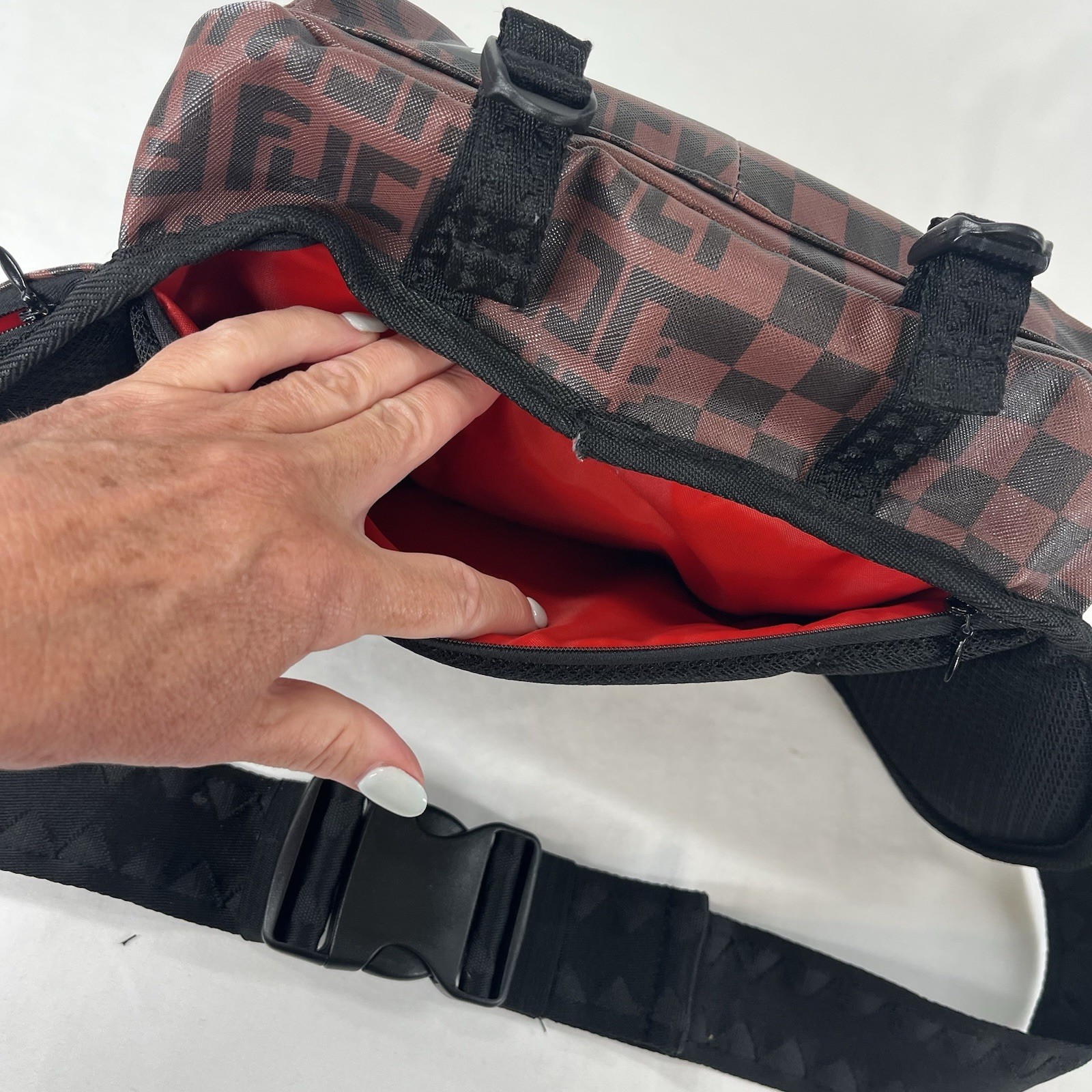 Sprayground Split the Check Checkered Cargo Shark Crossbody Limited Edition RARE