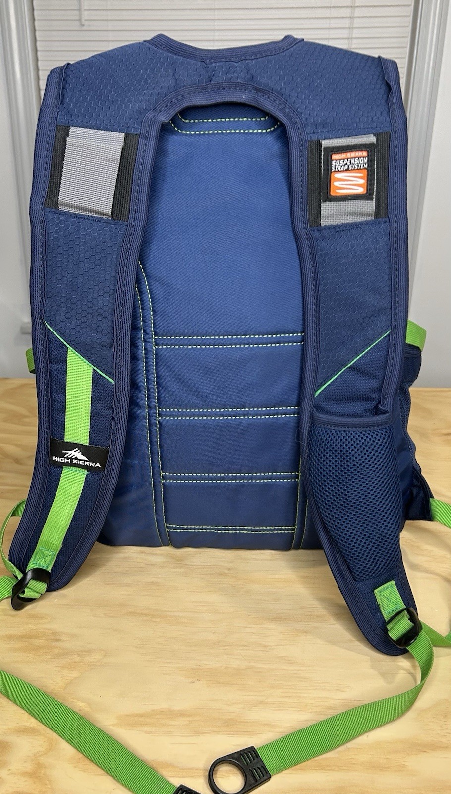 High Sierra Backpack Airflow Cooled Back Strap Suspension System Navy Green