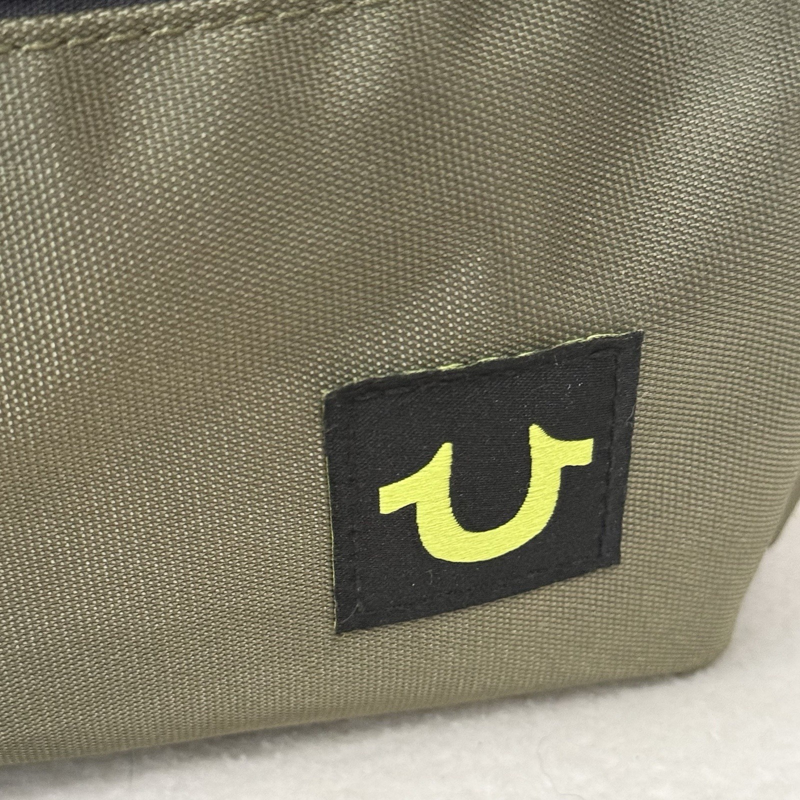 True Religion Men Toiletry Canvas Bag Handle Green W/ Horseshoe Logo 3 Zipper