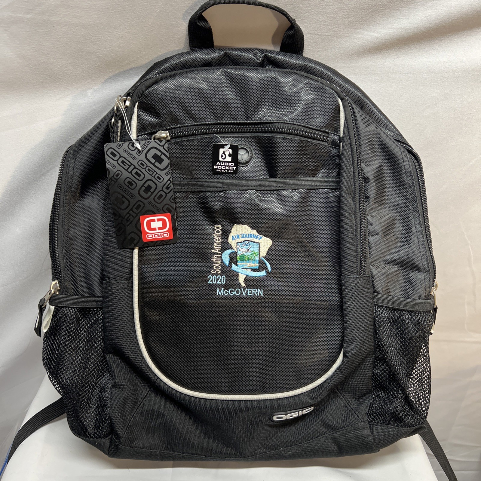NEW OGIO Carbon Backpack with Audio Pocket Black NWT