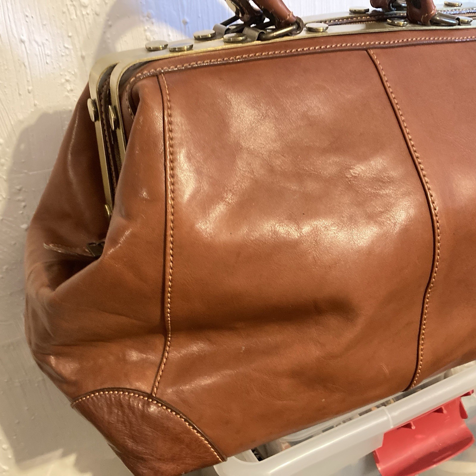 ERBAN LINE Brown Leather Overnight Doctor Style Bag Double Handle Brass Hardware