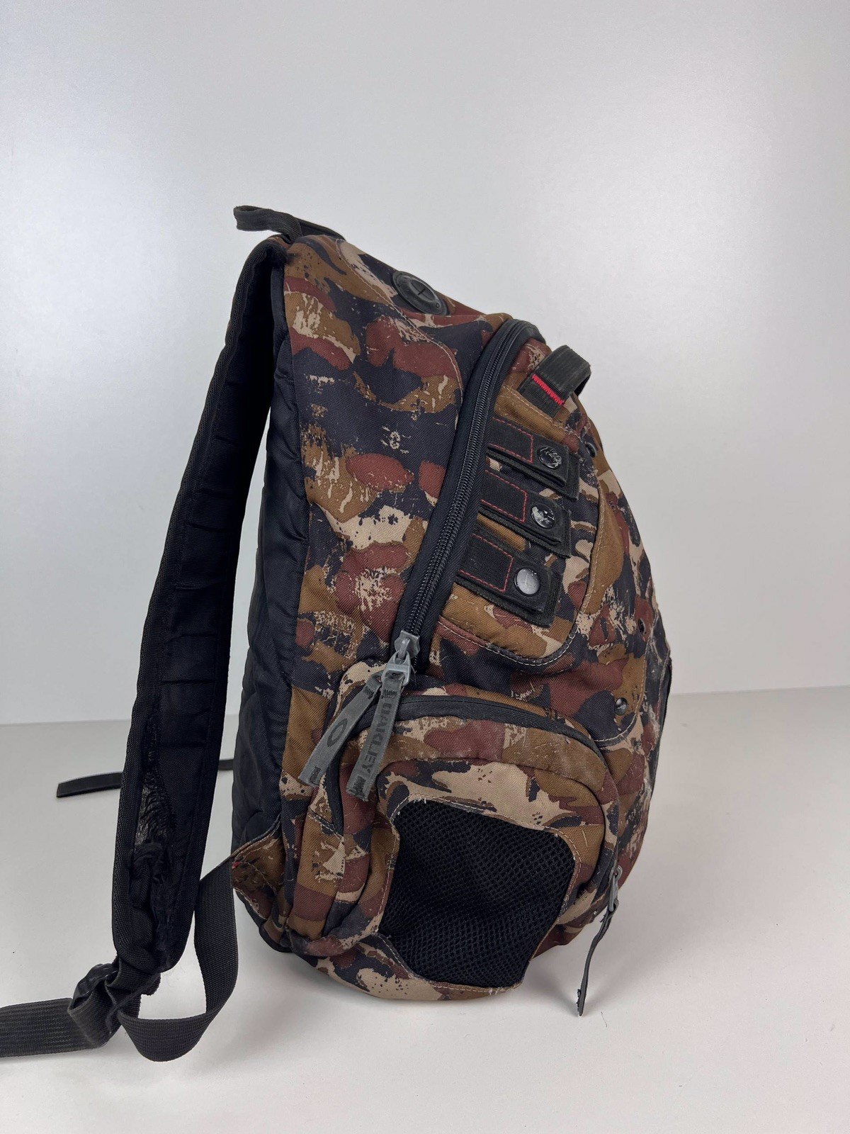 Oakley planet pack vintage bag