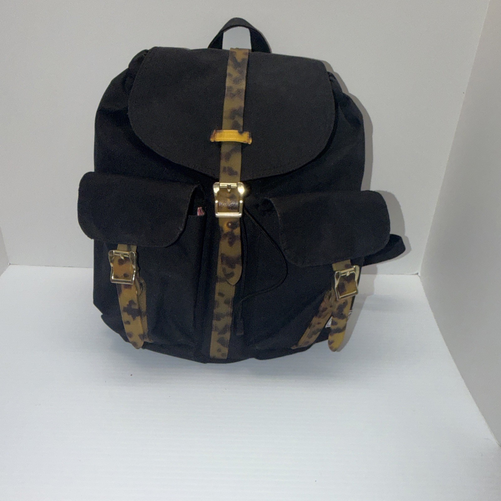 Herschel Backpack – Black w/ Tortoise Straps – Classic Style Magnetic Close