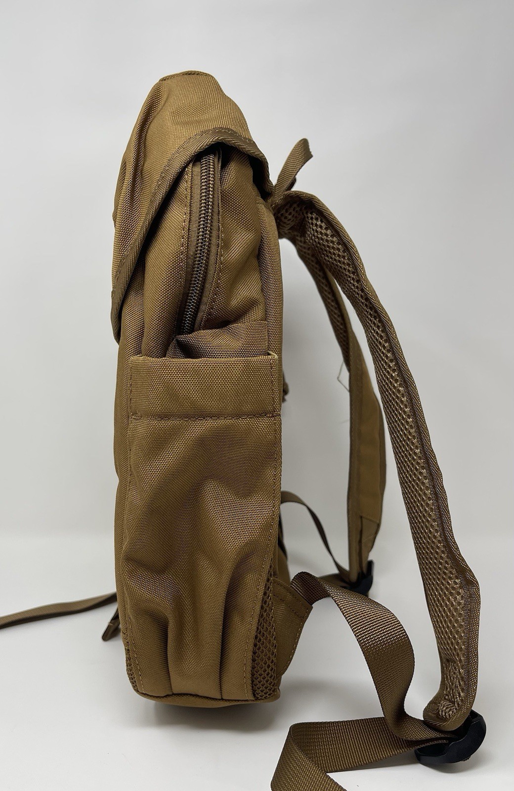 New (R)evolution 9L Camel Sidekick United by Blue Compact Day Pack / Backpack