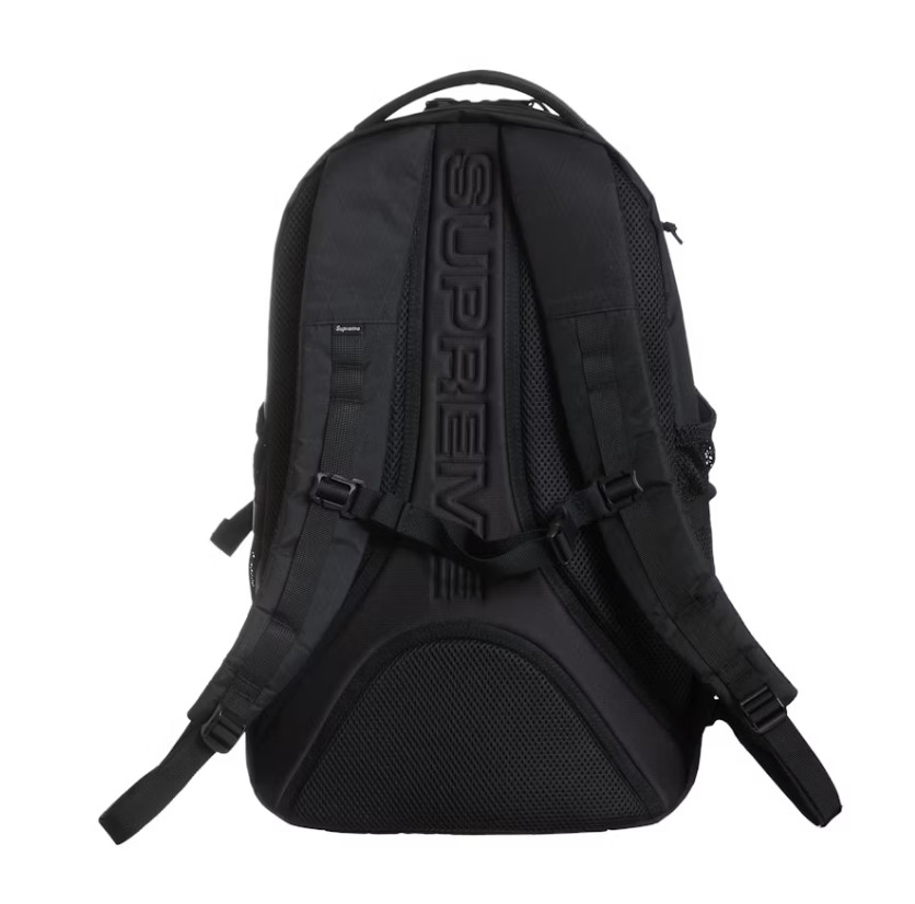Brand New Authentic Supreme FW23 3D Logo Backpack Black Box Logo