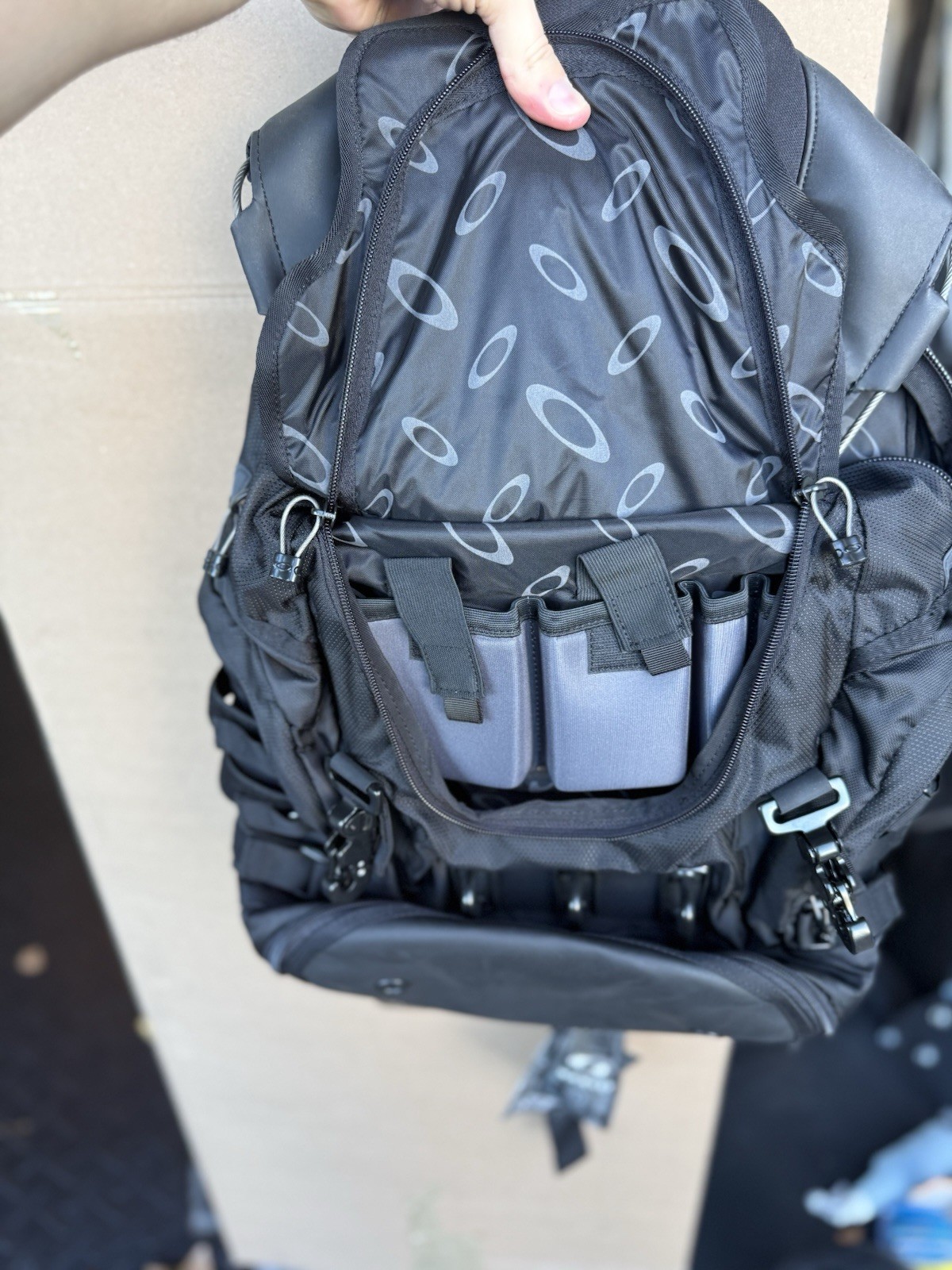 Oakley Kitchen Sink Stealth Black Tactical Bag