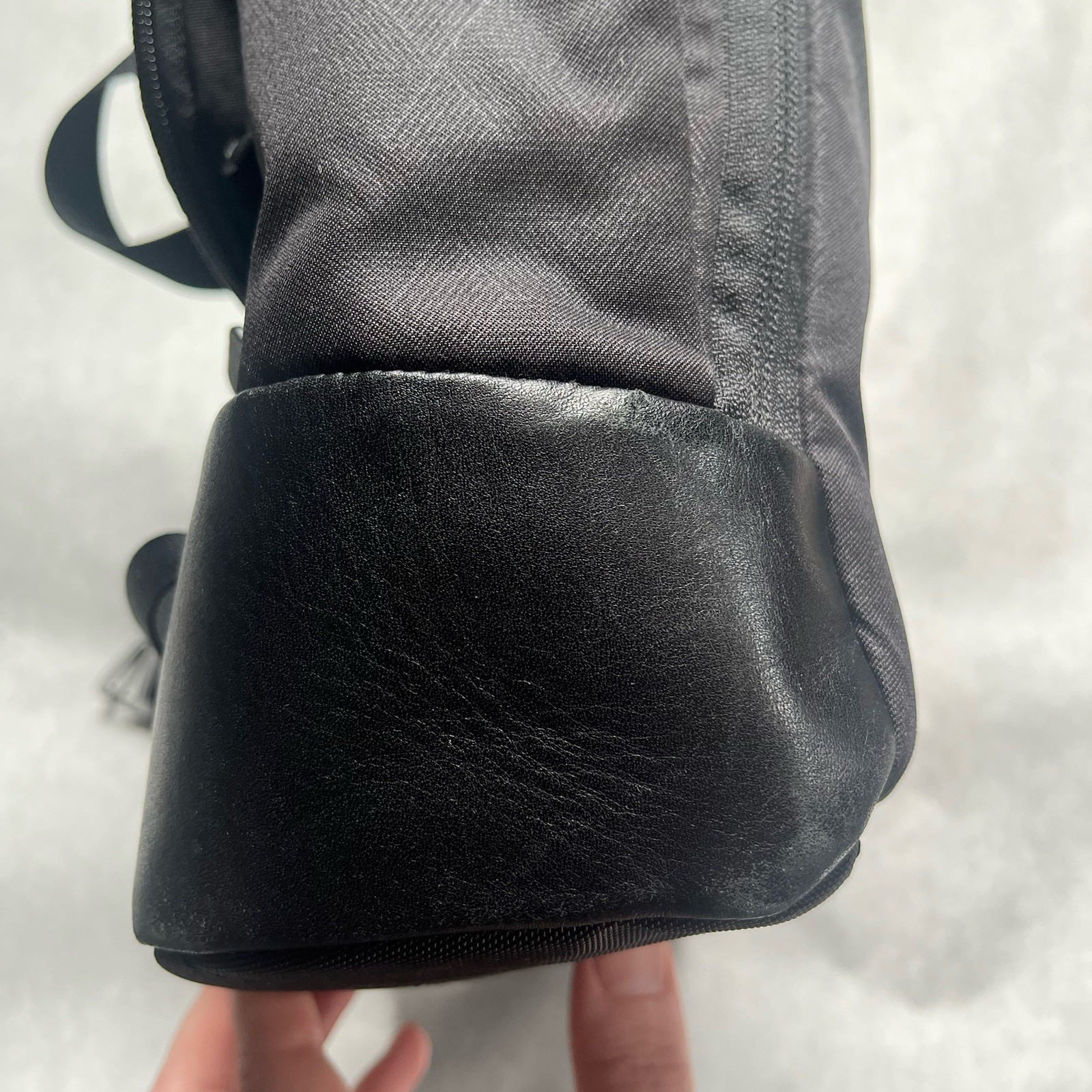 TUMI Tahoe Bode Messenger Bag Black Laptop Business Bag Flip Top Pockets Casual