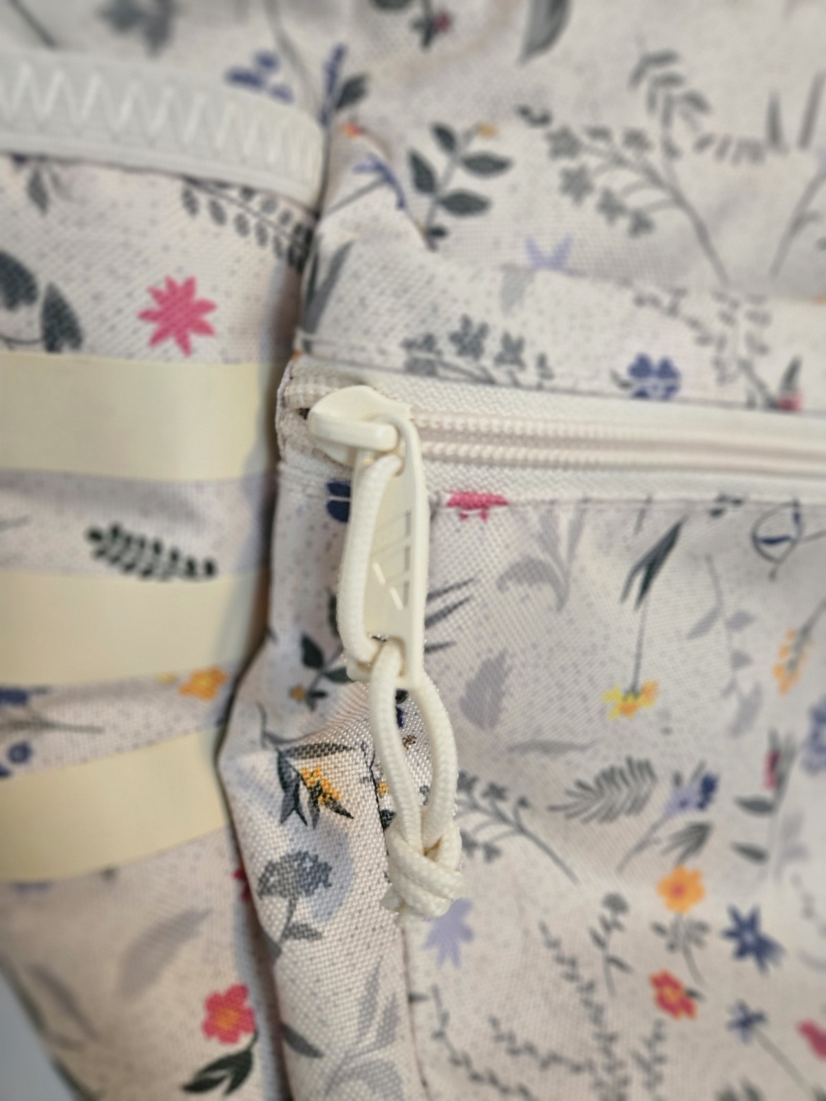 Adidas Classic 3S 5 Backpack Meadow Floral/Wonder White School Gym Travel