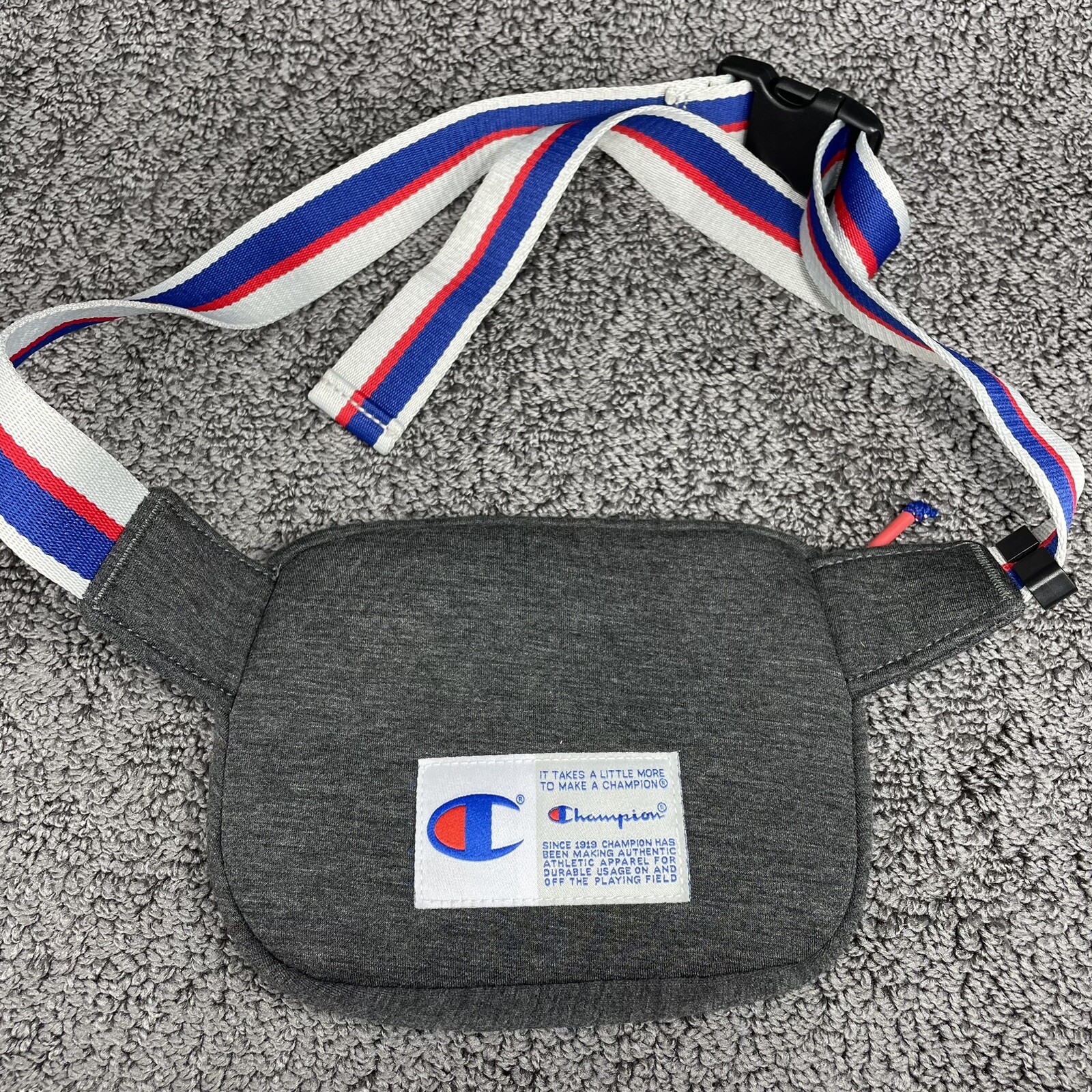 Champion Dark Heather Grey Attribute Waist Fanny Pack Size